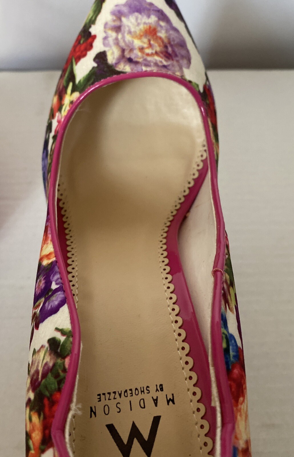 Madison By Shoe Dazzle Women’s SZ 7 Pink Floral Patent Leather Stiletto Heel
