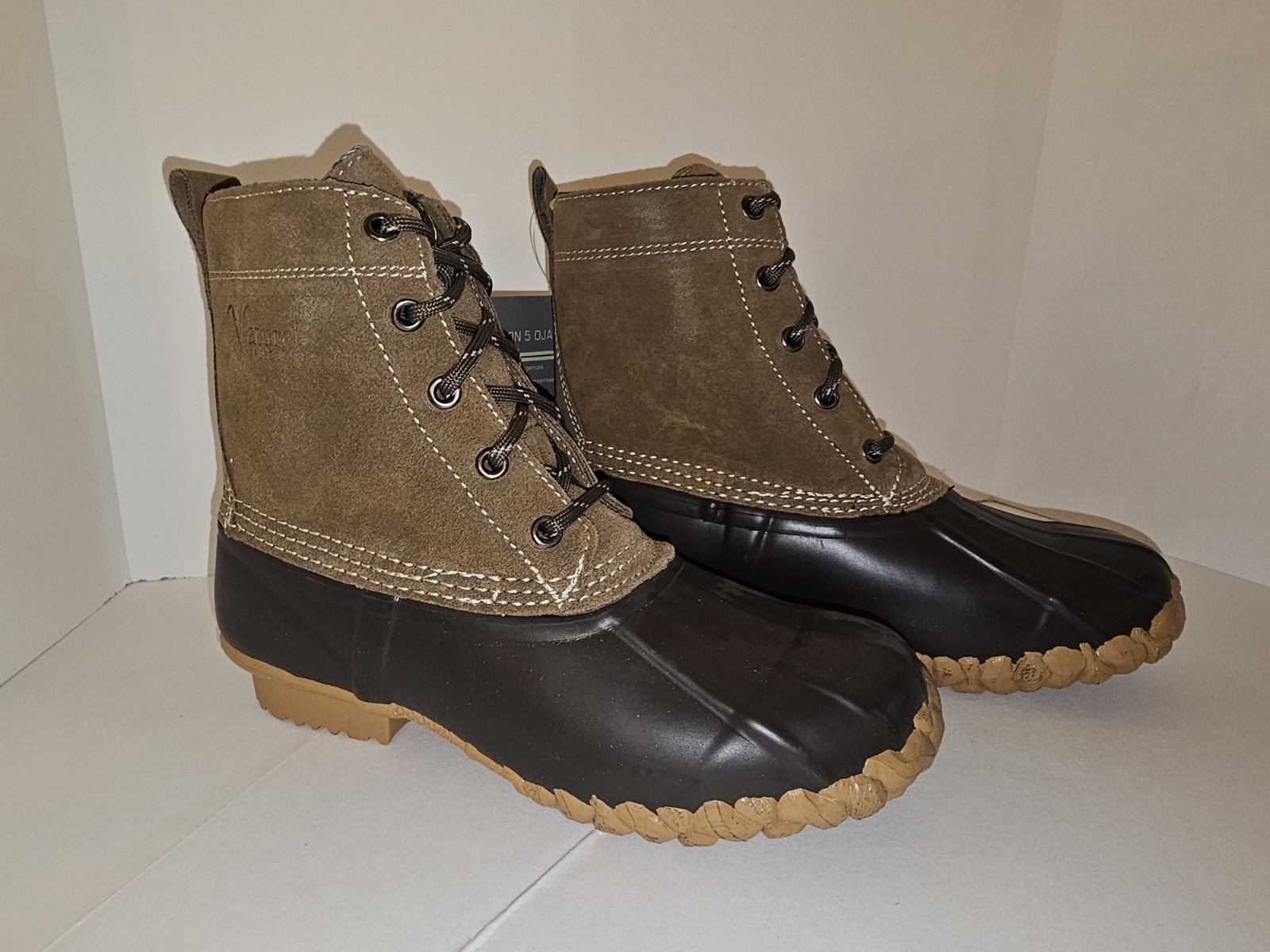 NIB Natural Reflections All-Season Classic II Insulated Waterproof Boots Size 7D