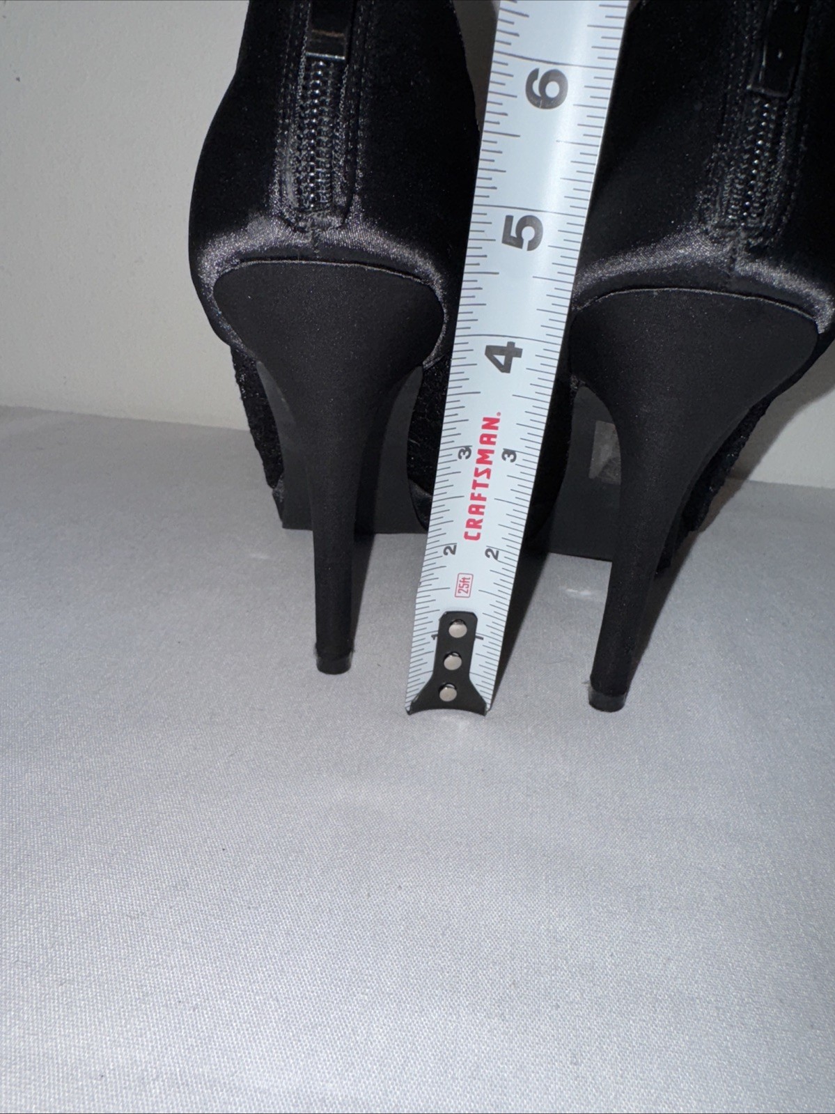 DAVID’S BRIDAL Lace High Heel Shootie with Crystals Sz 10 Black stiletto AYAEL 9