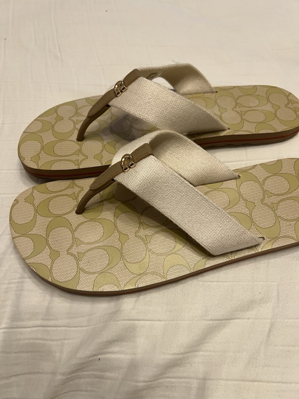Coach Signature Canvas C2978 Flip Flop Sandals White Khaki Olive Women’s Size 9B