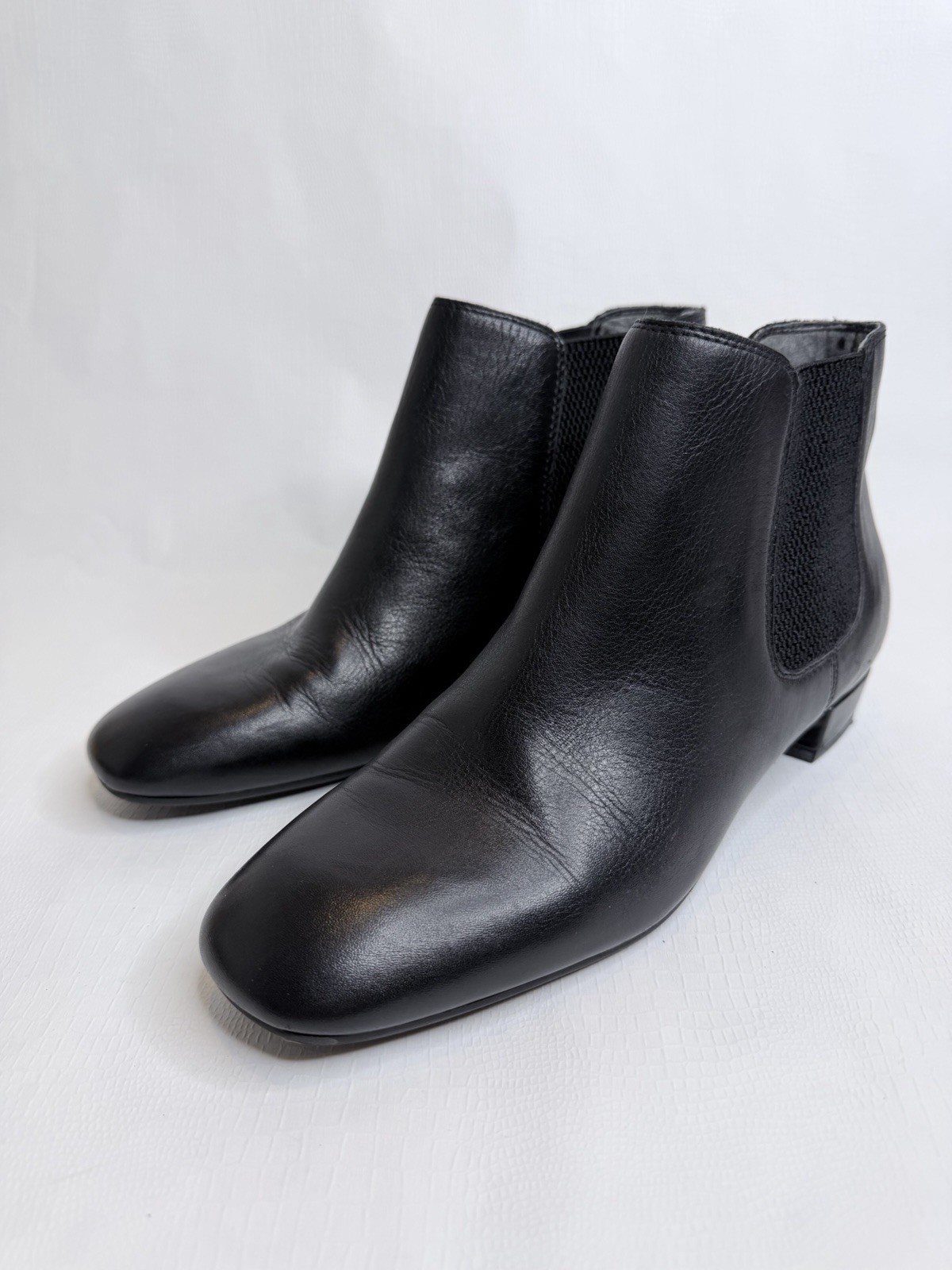 Karl Lagerfeld Womens Black Leather Ankle Boots Sz 7.5