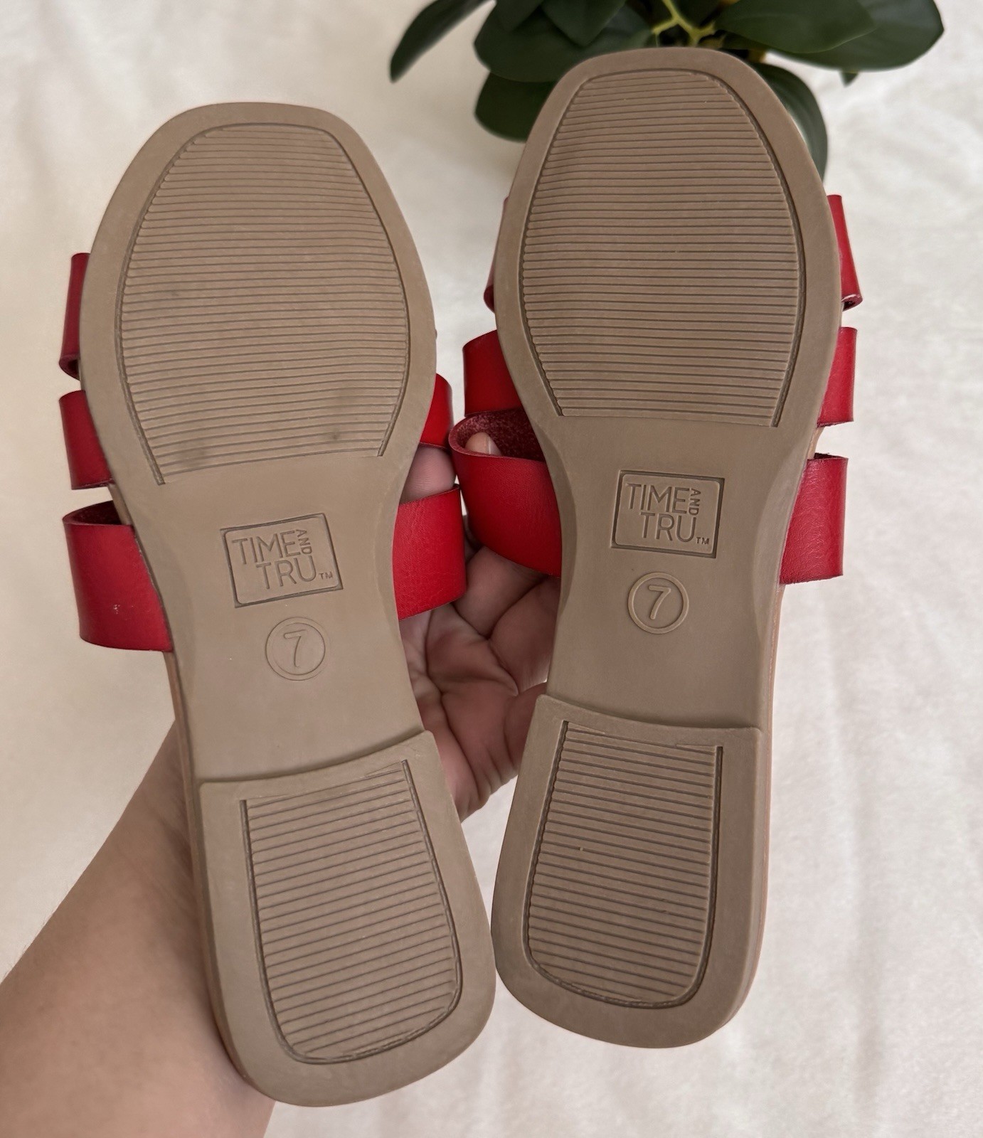Time and Tru Women’s Hardware Slide Sandal, Size 7