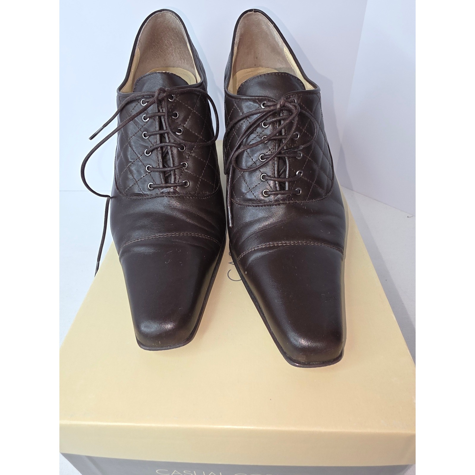 Casual Corner Brown Leather Quilted Lace Up Oxford Heels Made in Italy 7M372