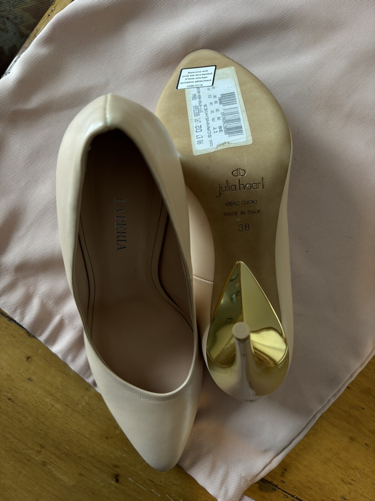 New LA Perla Leather High Heel Semi- Round Toe Pumps Shoes 38/8 No Box