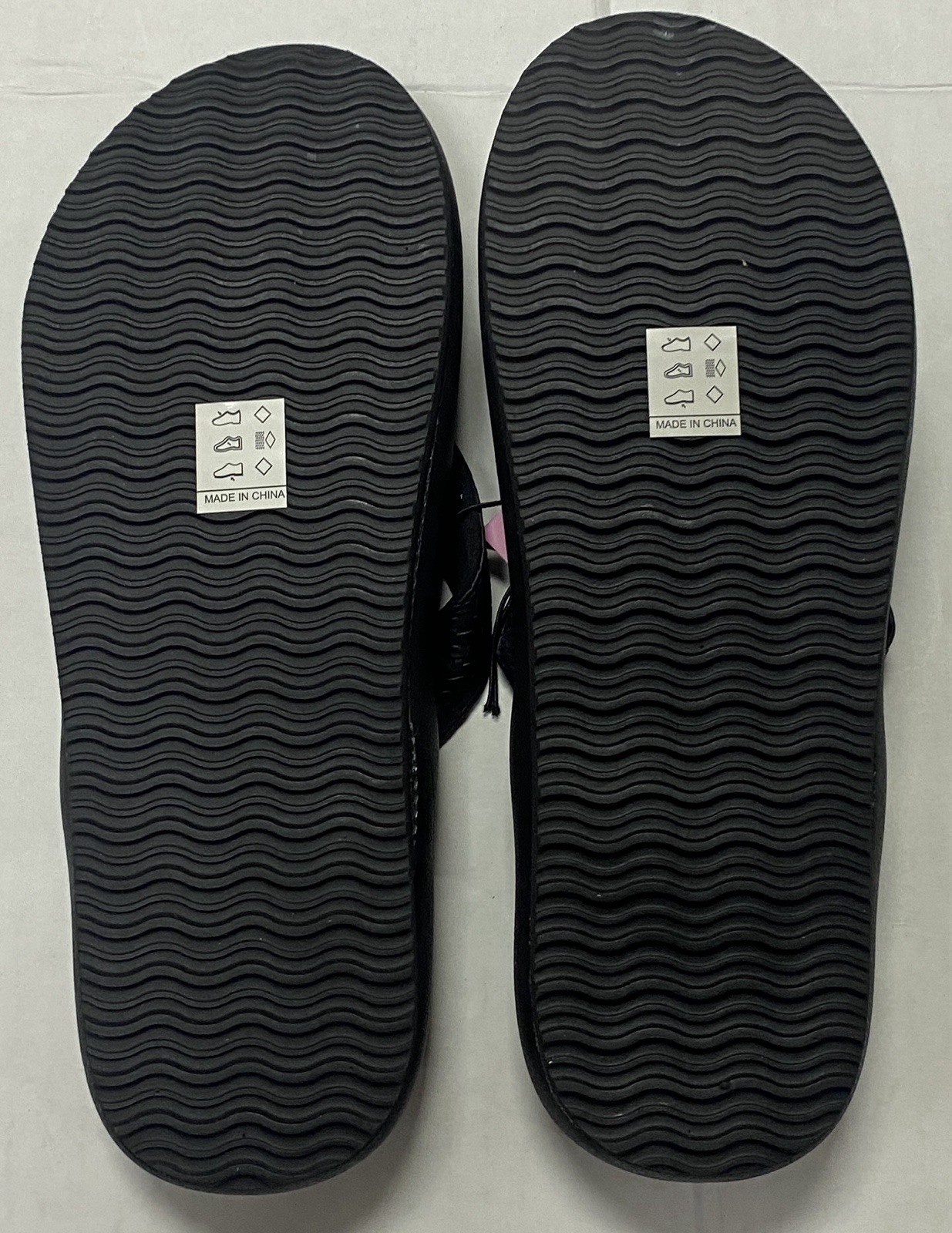 Lia Comfort Beach Summer Women’s 6 7 8 9 10 11 Black Flip Flops Sandals New