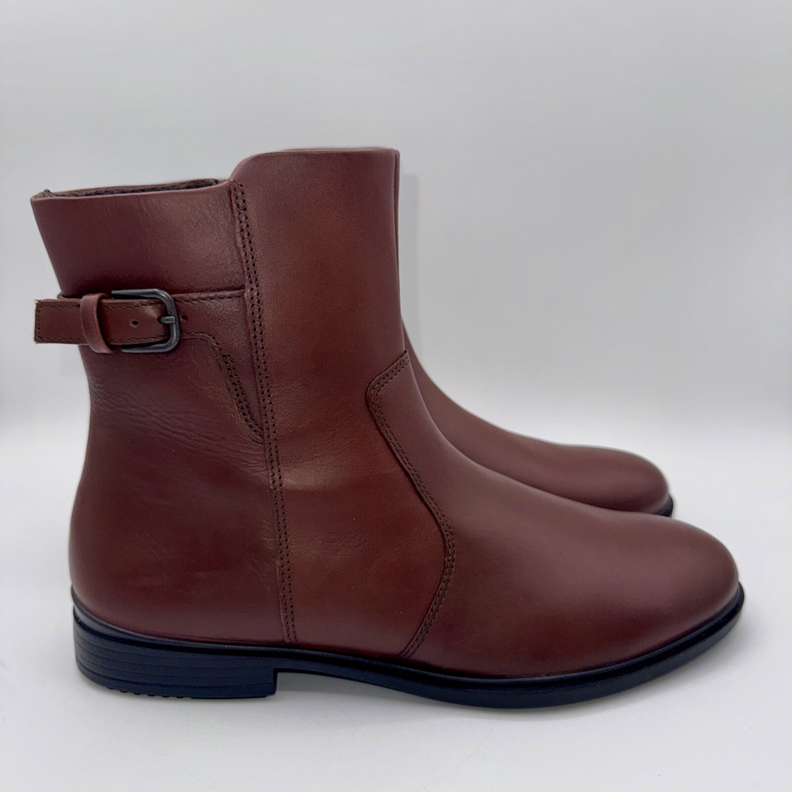 Ecco Touch 15 Buckle Hydromax Boots Women’s Size 9 EU 40 Brown Leather