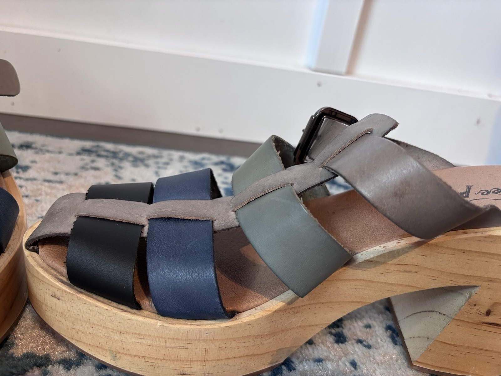 Free People Bellevue Platform Clog Blue Gray Ombre Strap Fisherman 39/8.5 NEW