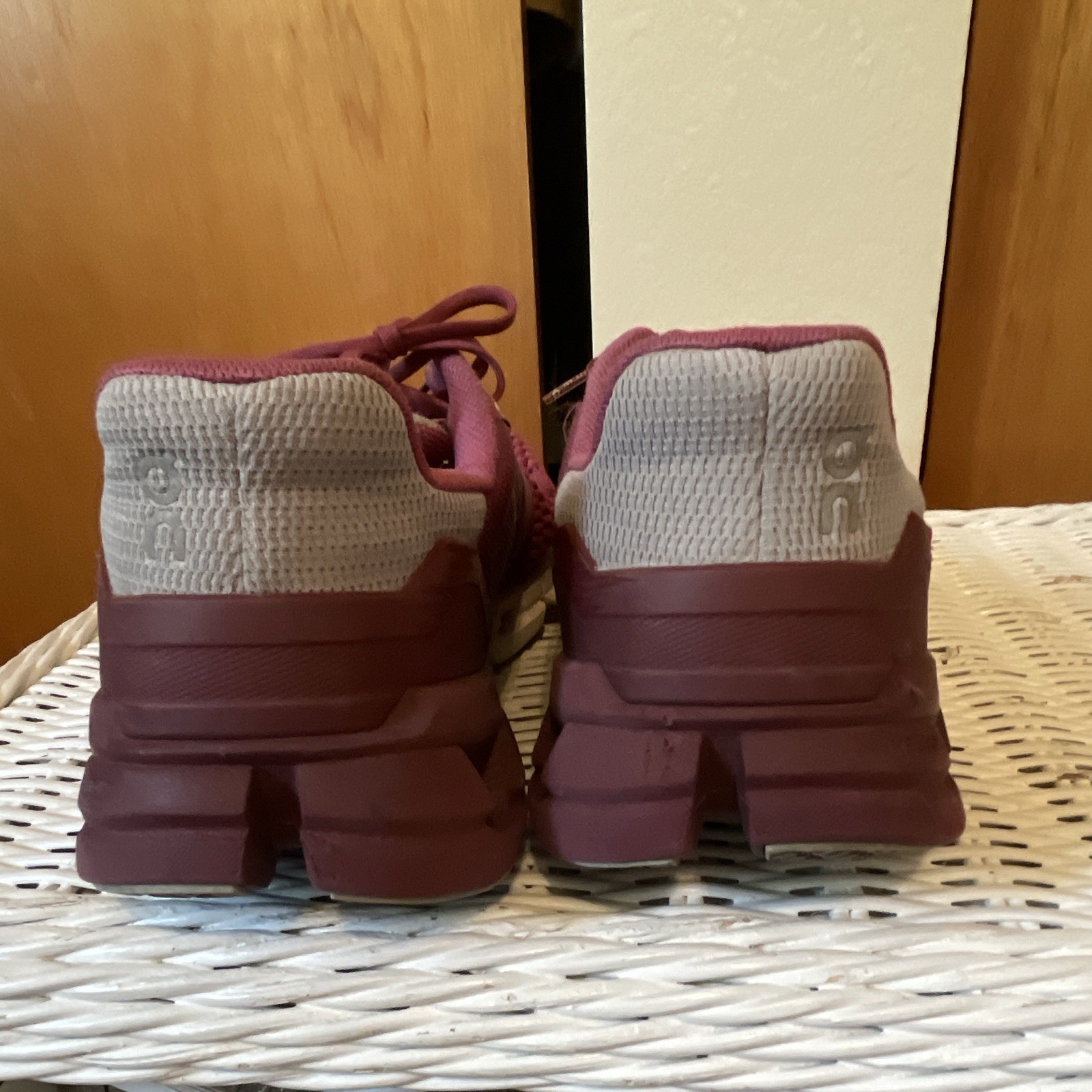 On Women’s Purple/White/Gray Low Top Lace-Up Mesh Athletic Sneakers