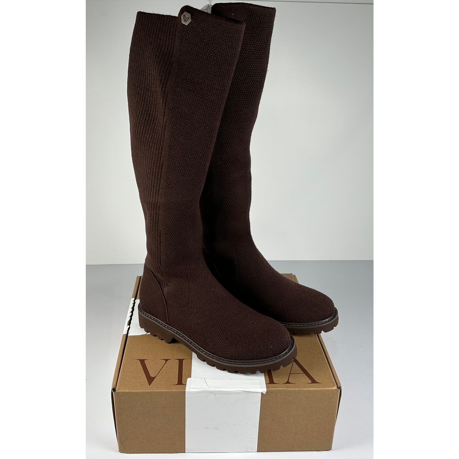 Vivaia Filipa Wool Knee-High Water RPT Boots Dk Chocolate Size 6.5 NIB #21S