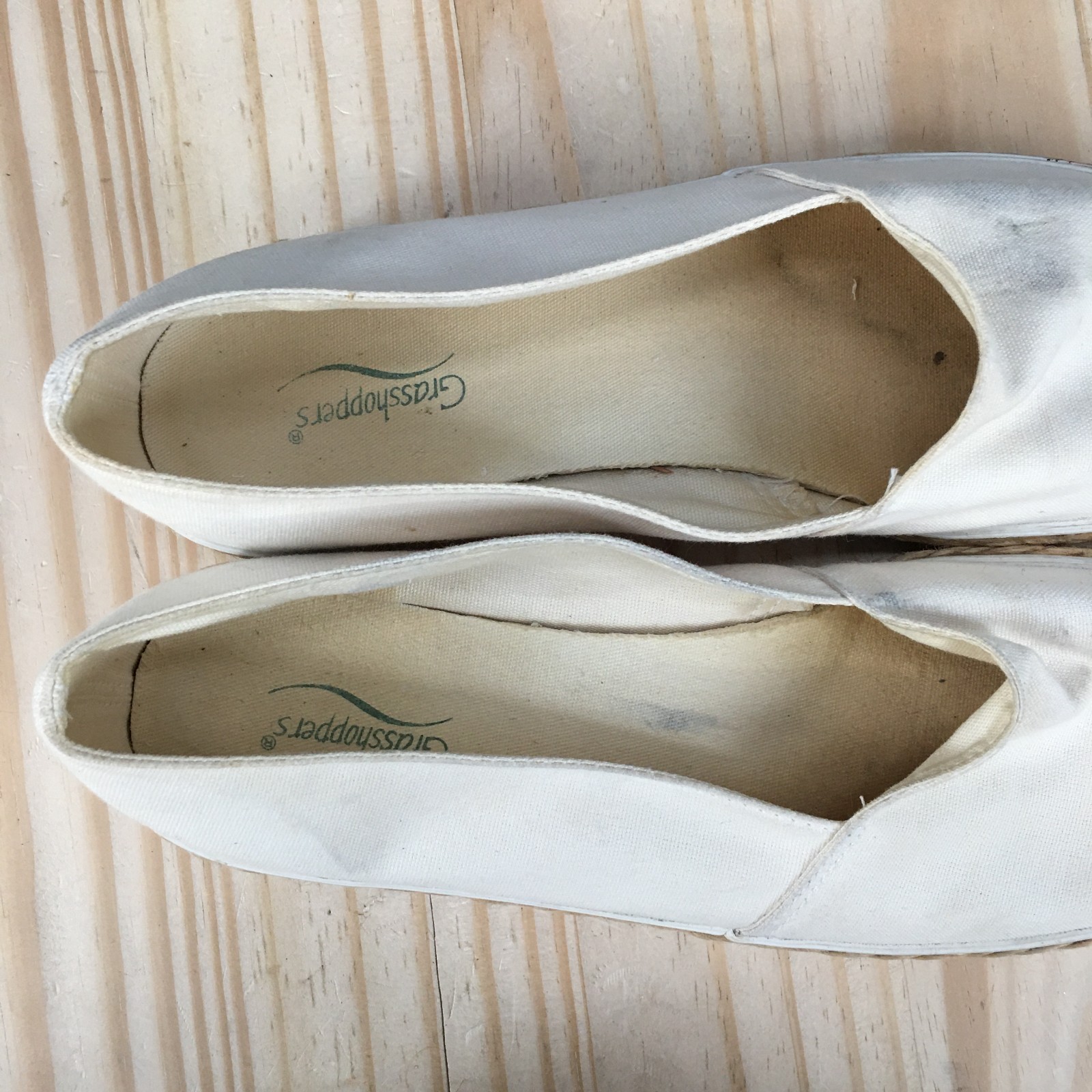 Grasshoppers Shoes Womens 8.5 M Casual Slip On Espadrille Loafer Flats White
