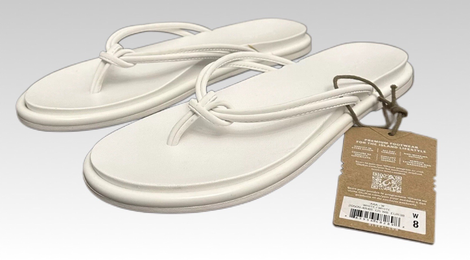 OLUKAI White ‘AKA Women’s 8 US Knotted Straps Beach/Pool Flip Flop Sandal NWT