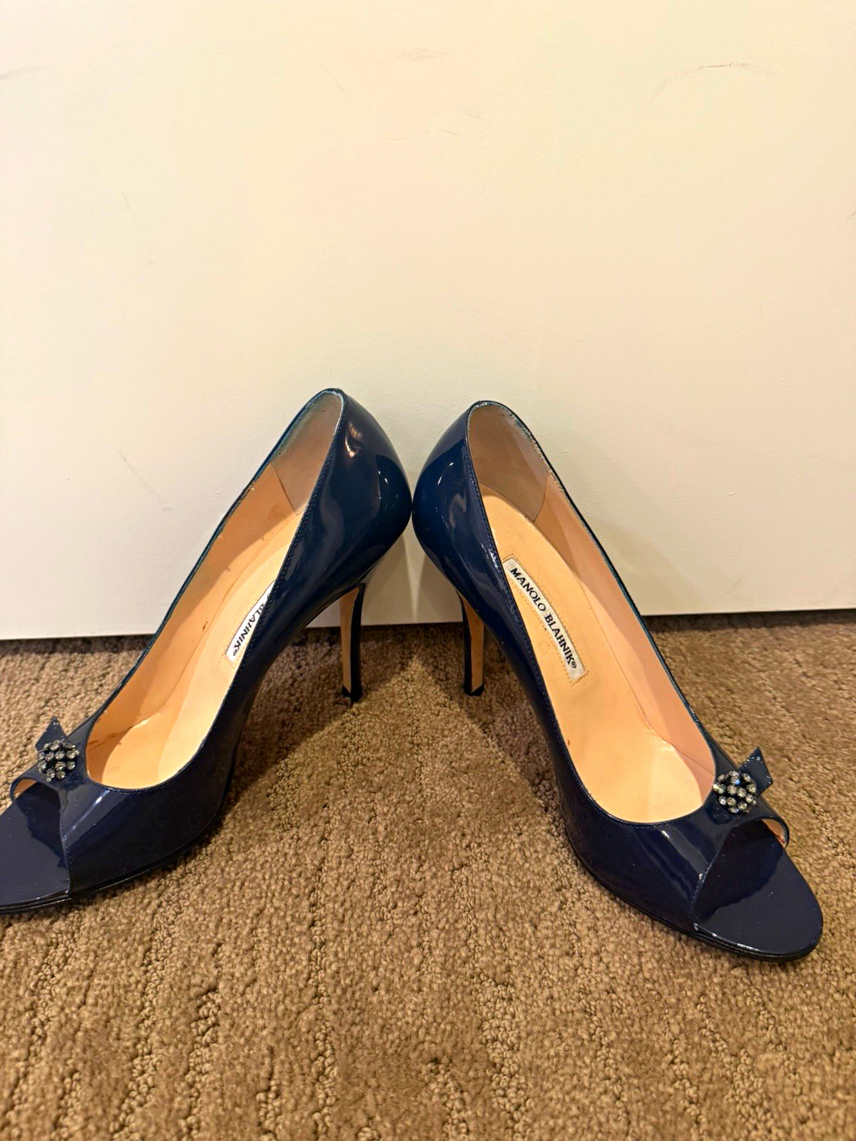 Manolo Blahnik Navy Patent Leather Open Toe Beaded Pumps Heels EU 39.5