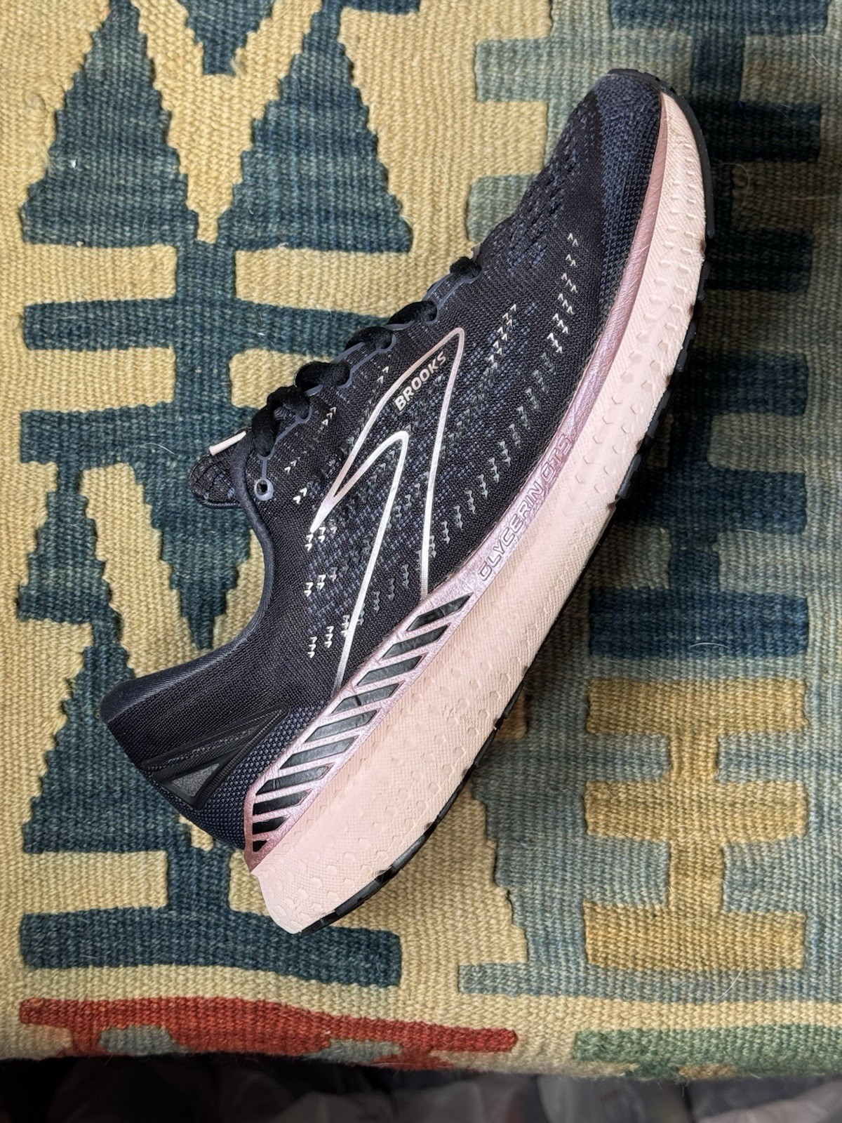 BROOKS Glycerin 19 Black Ombre Metallic Women’s Size 9 1203441B074 Running Shoes