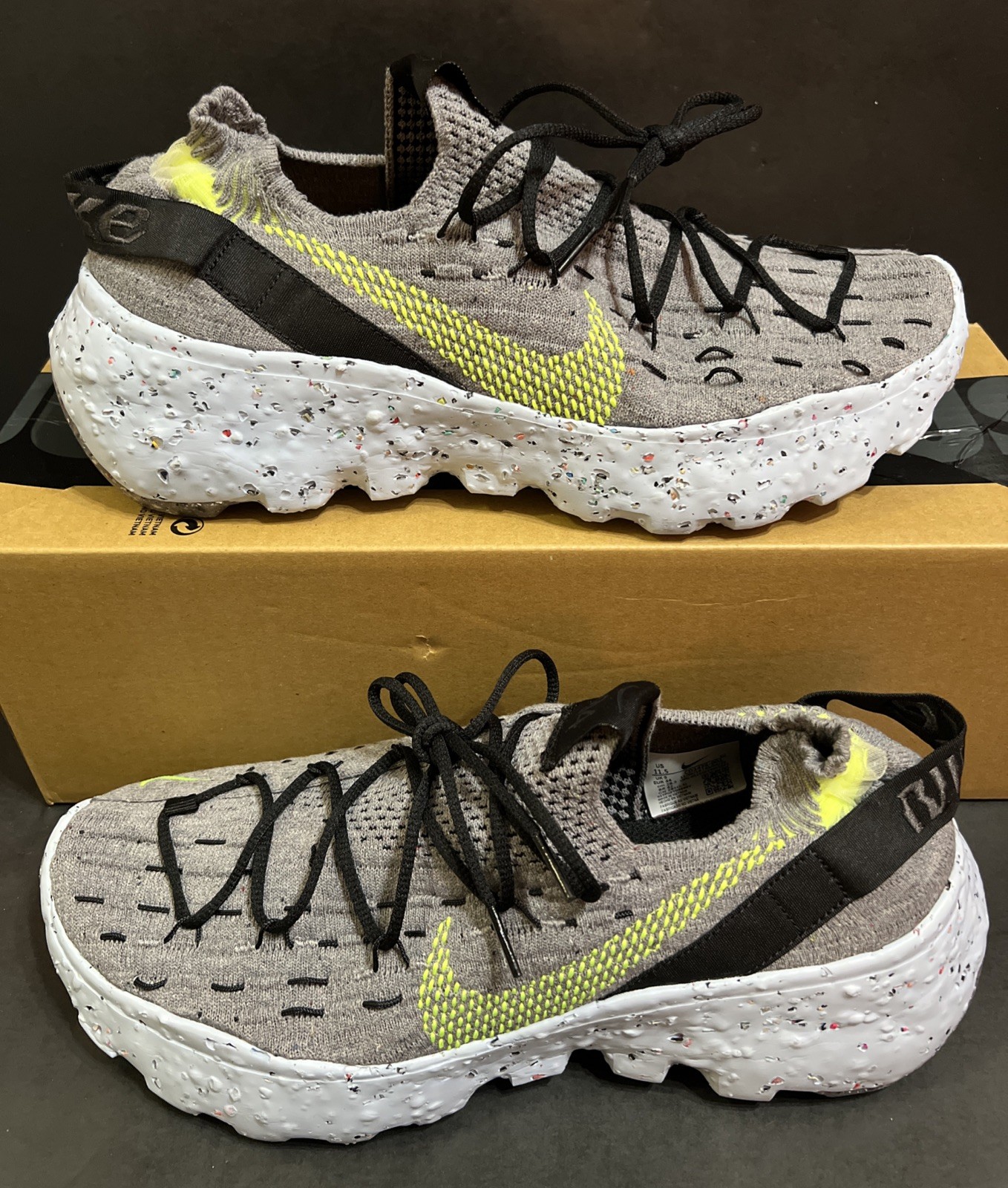 Sz 11.5 – NIKE WMNS SPACE HIPPIE 04 ‘THIS is TRASH-VOLT’ MENS 10 GRAY NEW