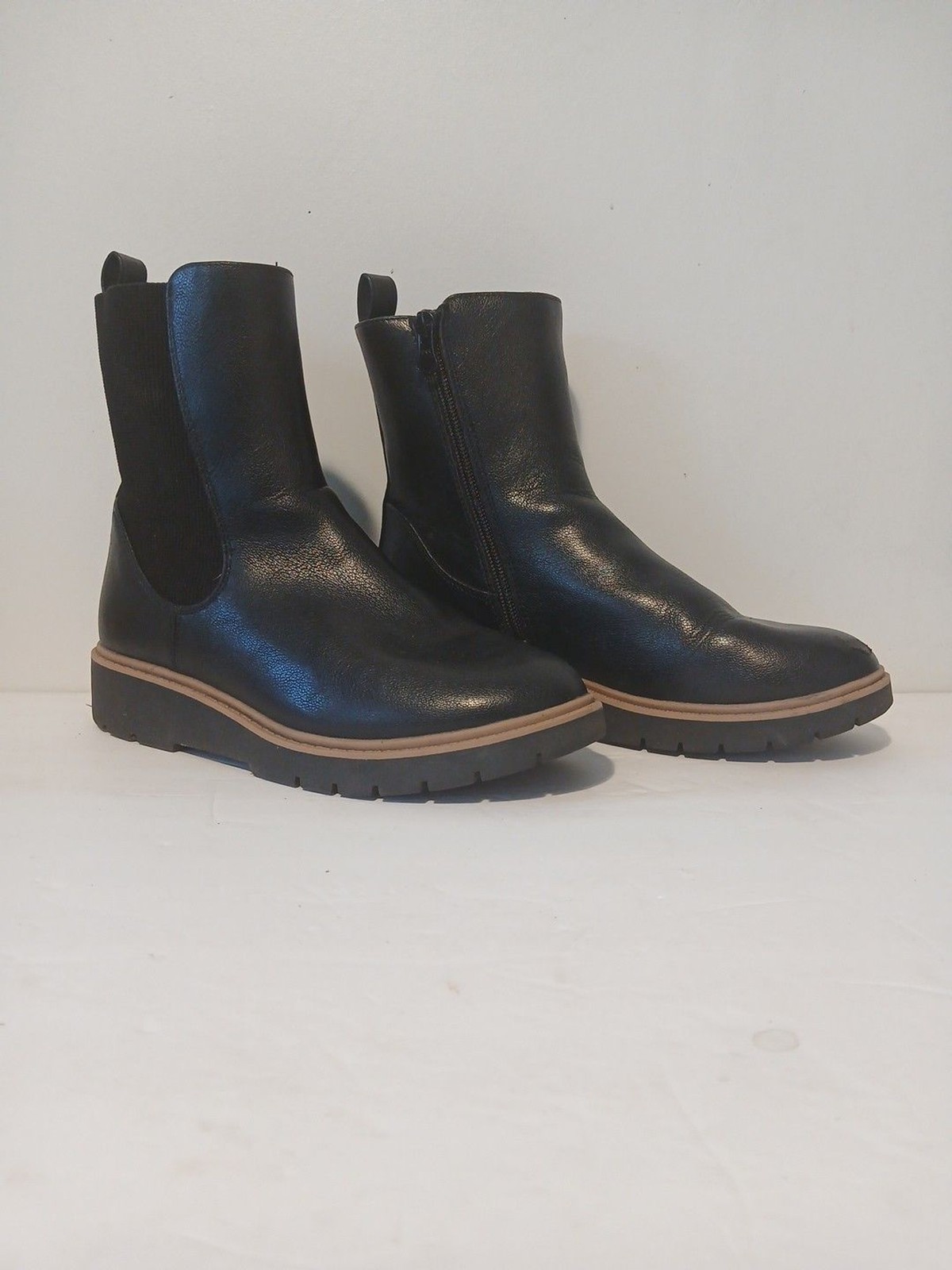 Art Class Black Ankle City Boots Womens Size 4 Side Zip Thick Sole