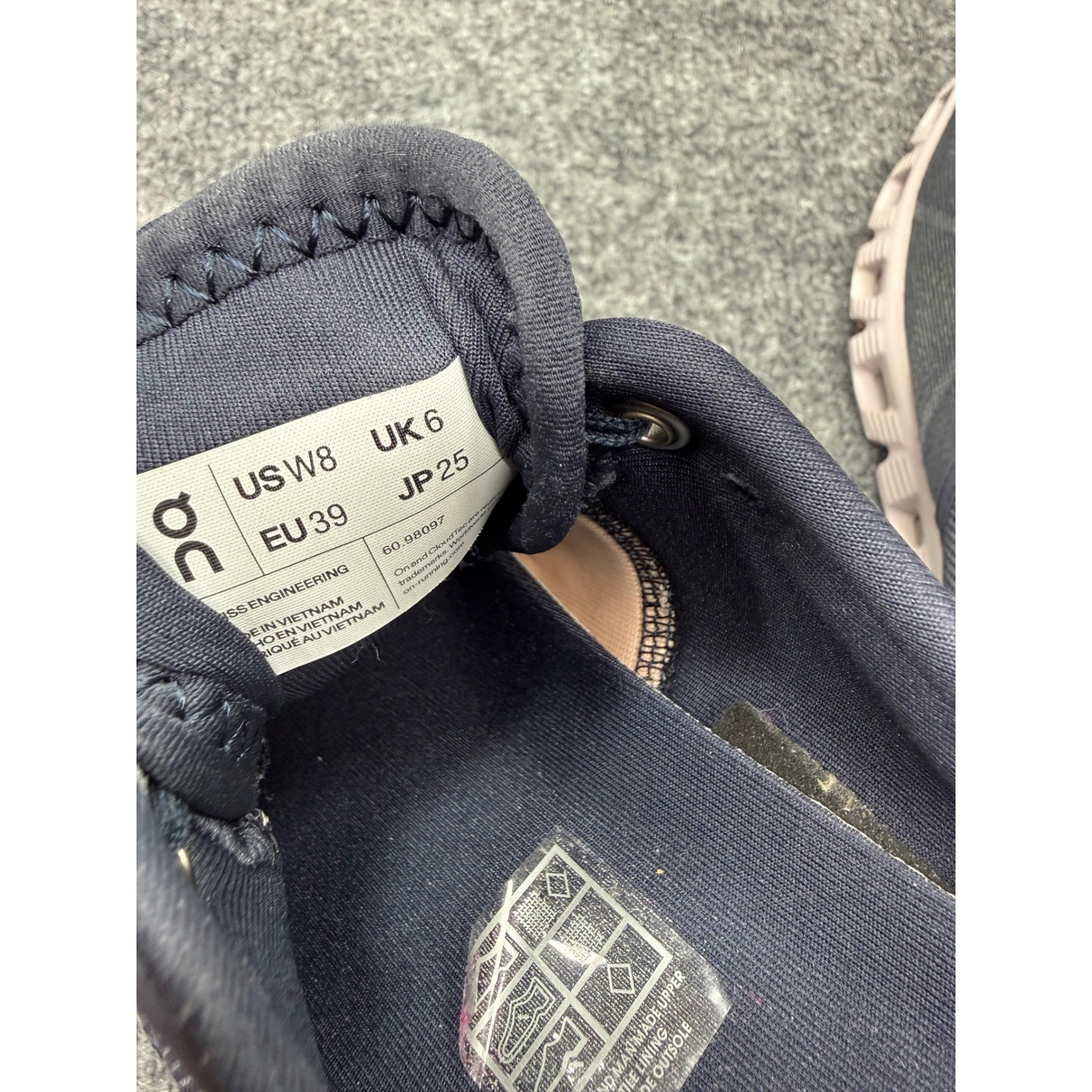 On Running Cloud X Navy Lavender Pink Women’s Size 8 Sneakers 60.98097