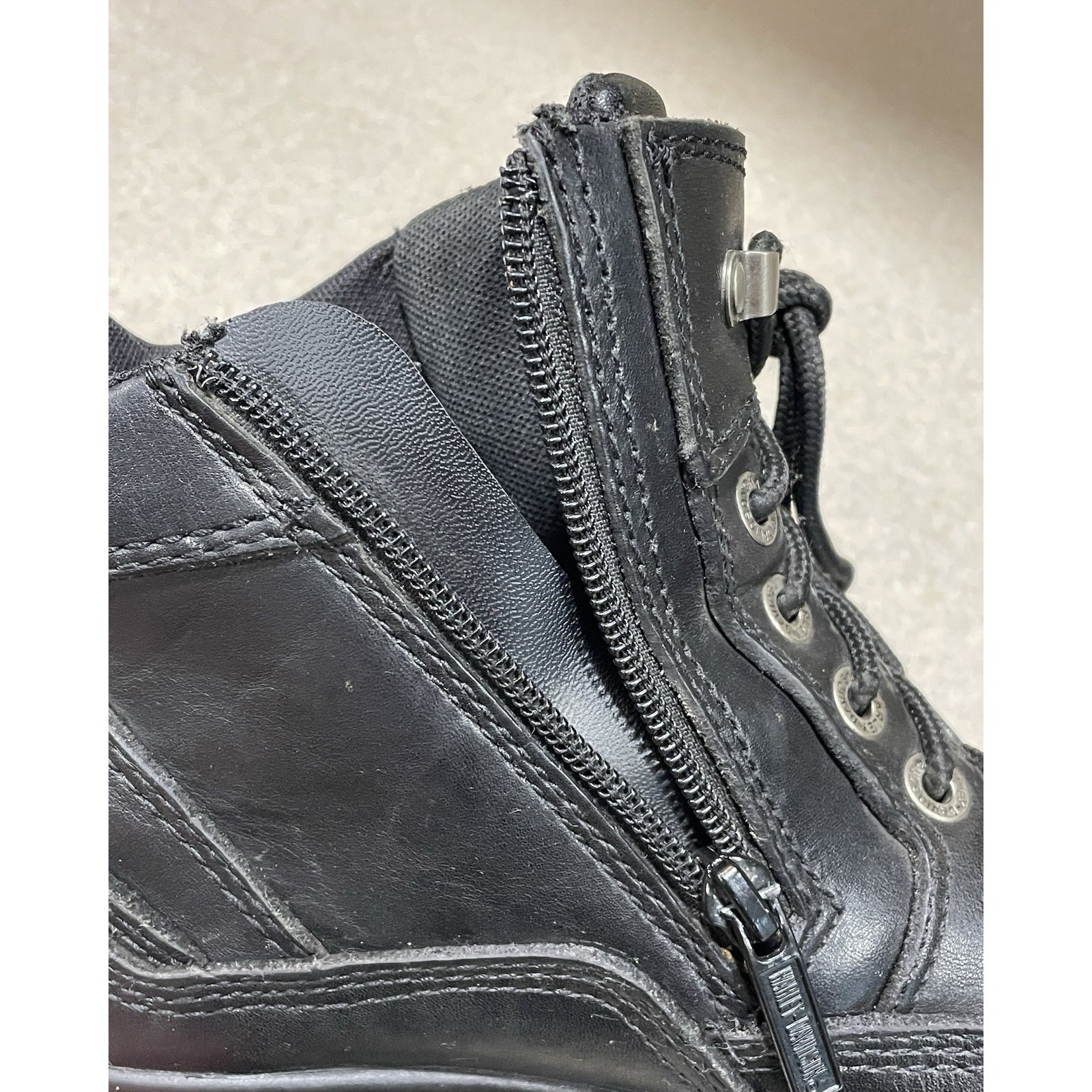 Men’s Harley Davidson Black Leather Motorcycle Boots-Left Boot Sz 8 Right Sz 8.5