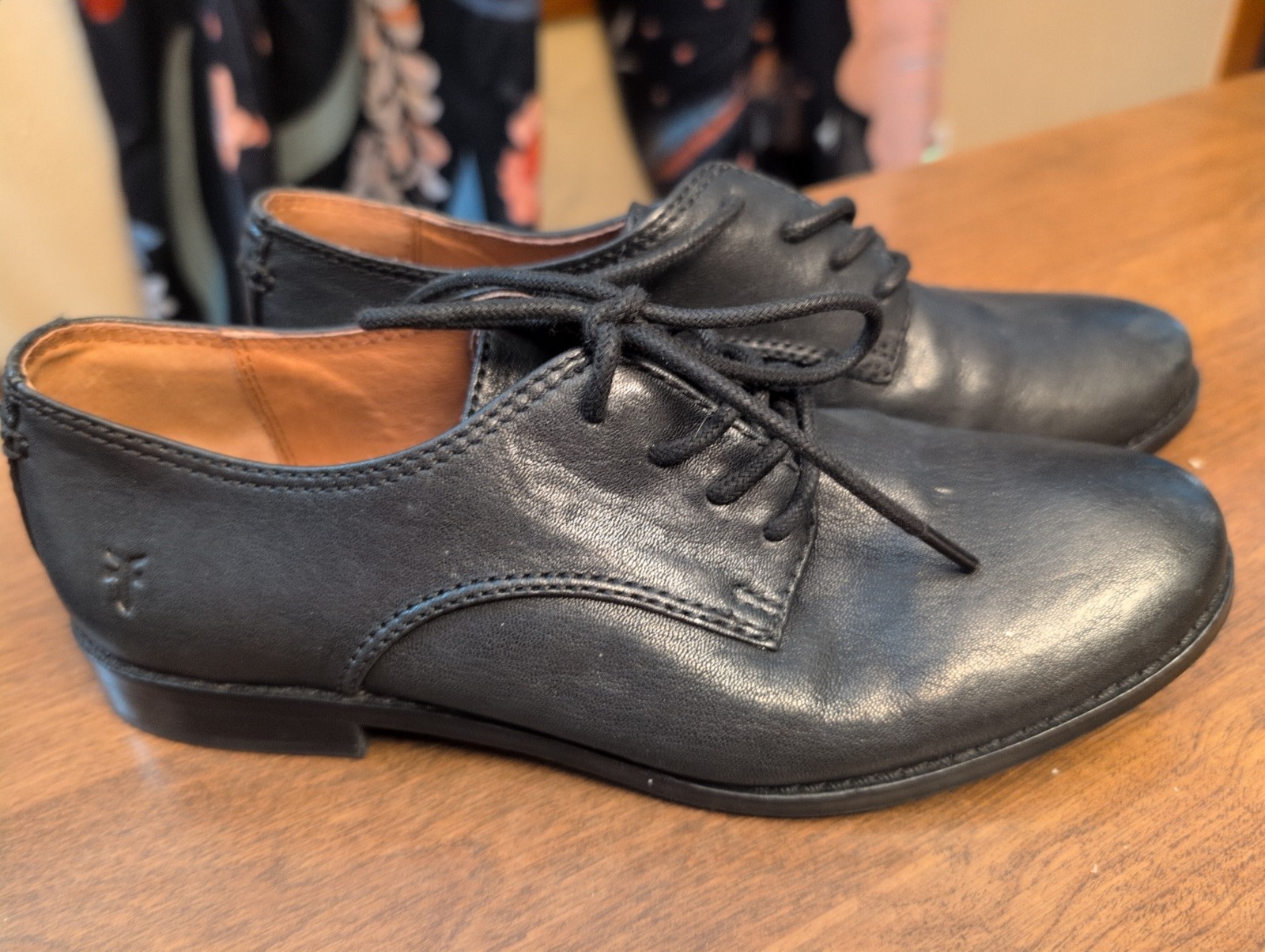 FRYE Anna 0XFORD 6.5 Blk Lace Up Flat Classic Preppy Minimalist Business Casual
