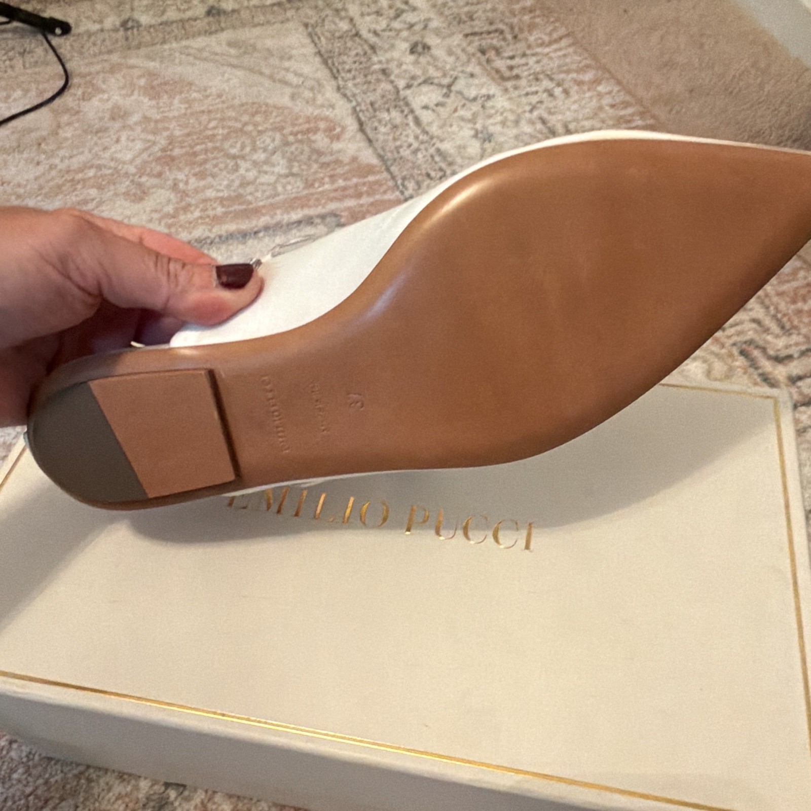 NIB Emilio Pucci Ivory Satin Crystal Jeweled Ankle Strap Pointed Flats Size 37