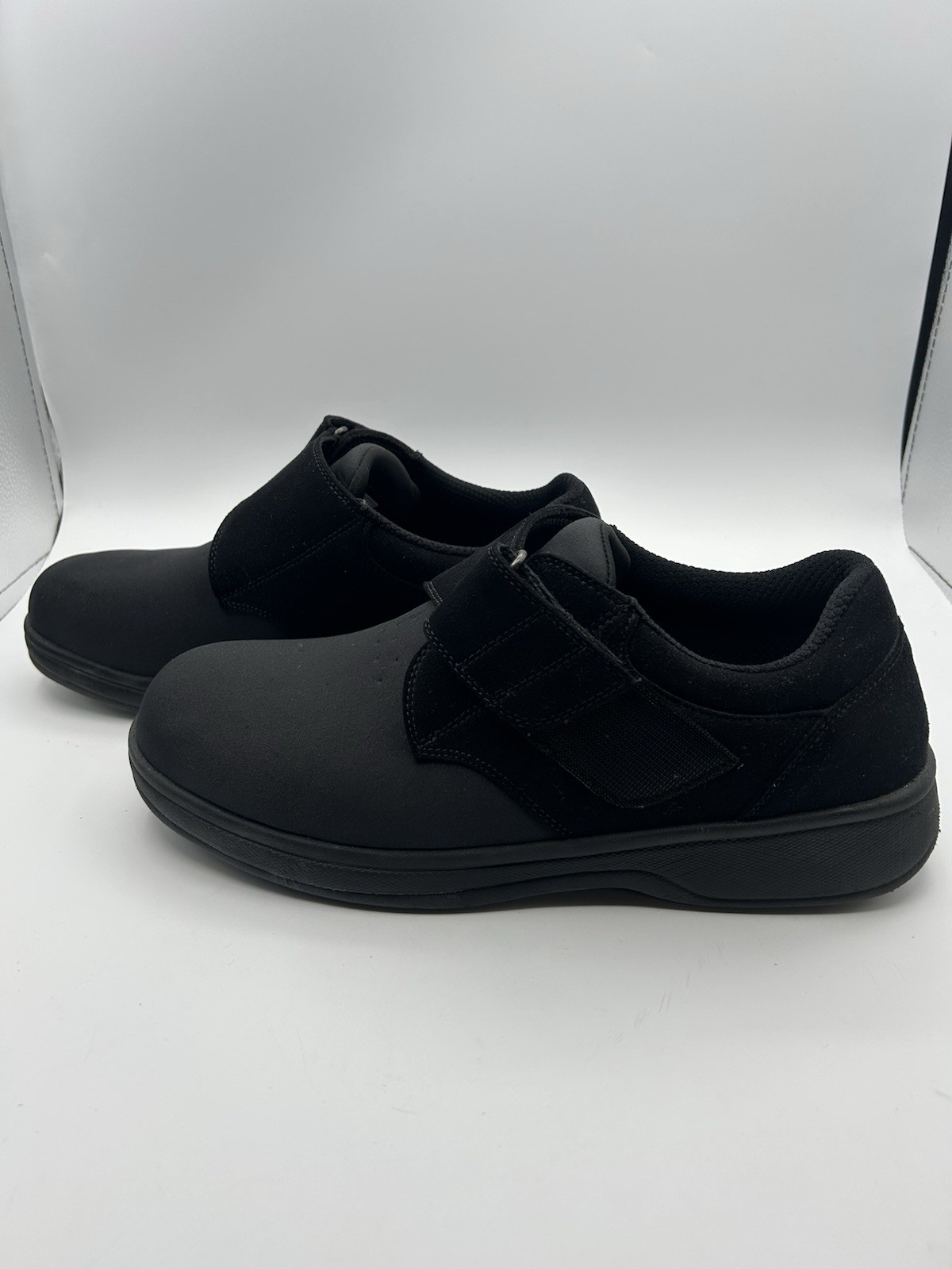 Orthofeet Wichita Black Diabetic Shoes Sz W11D/M11M Hook-and-Loop Closure