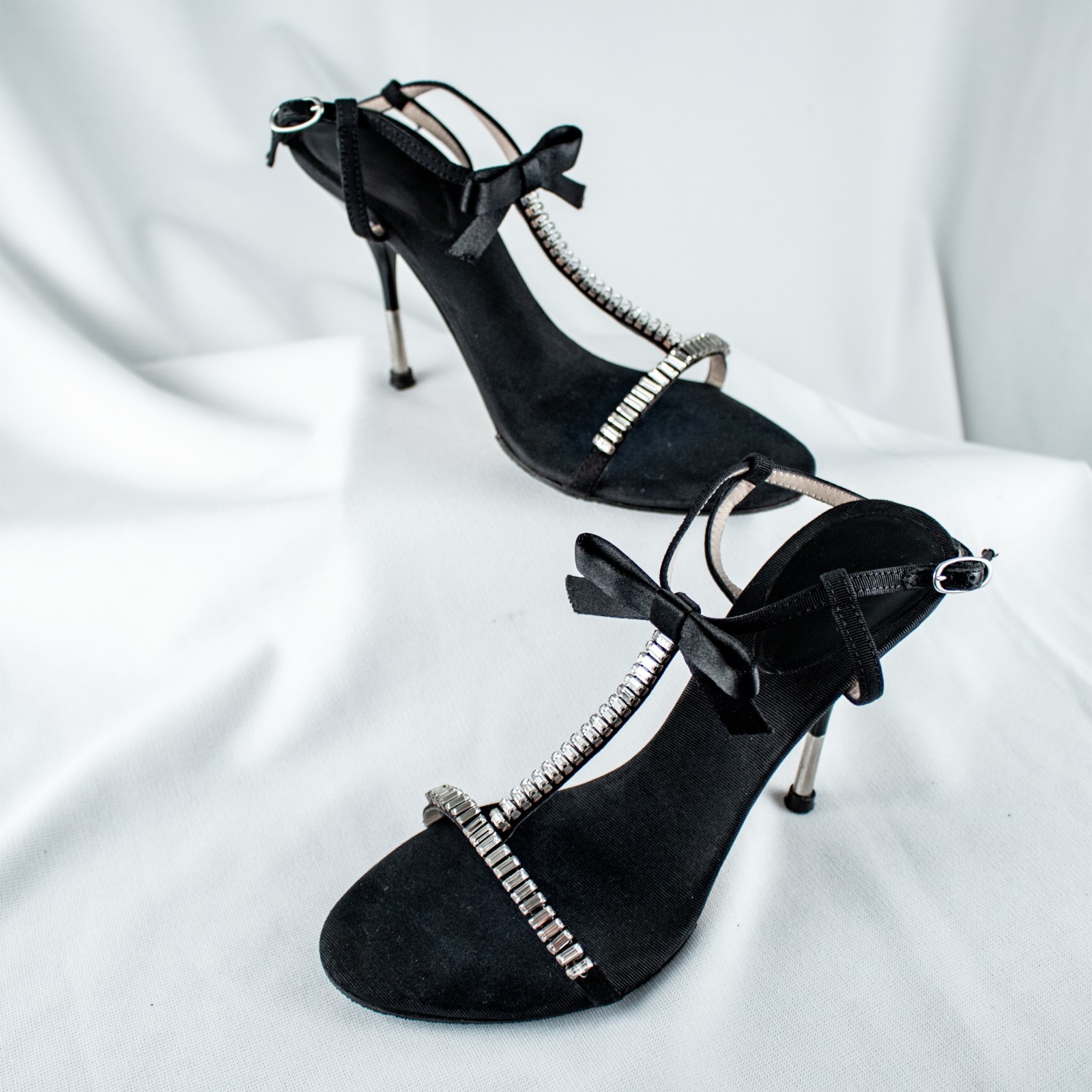 VERO CUOIO Vibram Black Silver Reflector Slingback Dress Shoes Size 7, Euro 36.5