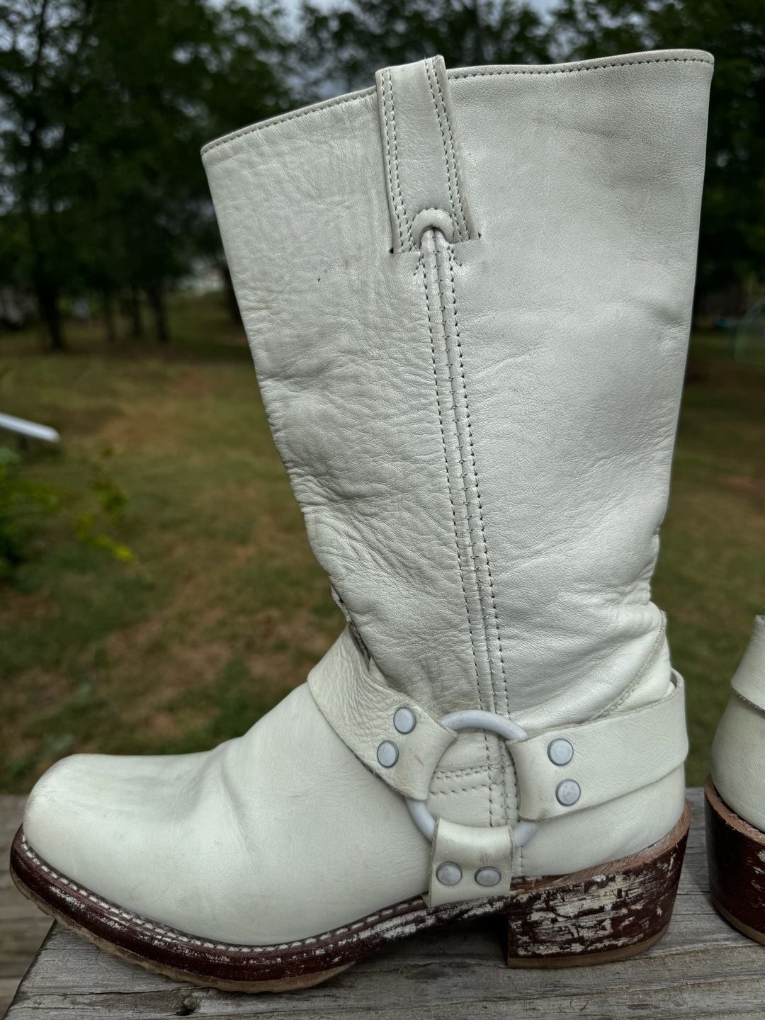 Frye Harness 12R Leather Engineer Boots in White