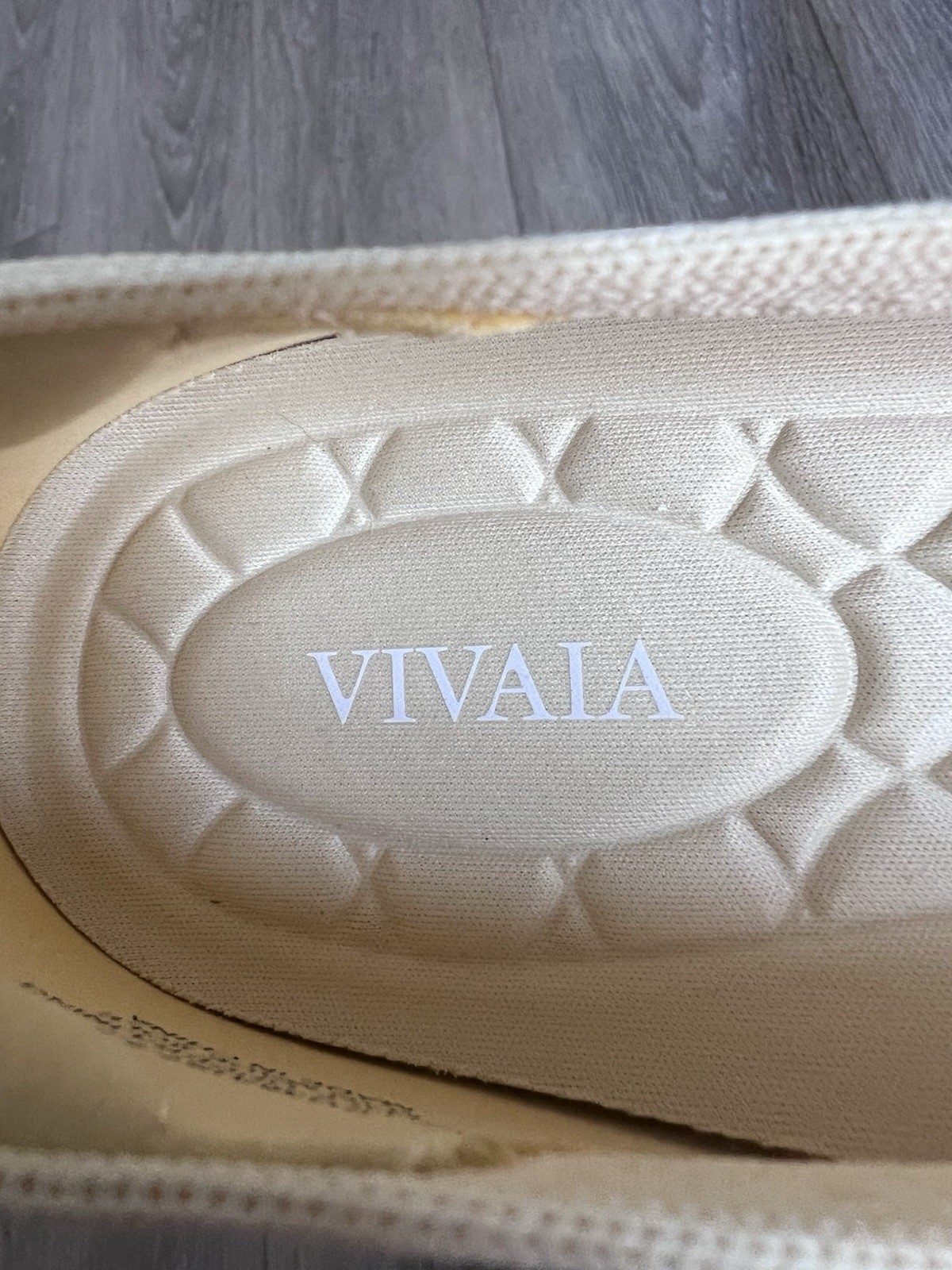 Vivaia Square-Toe Margot V-Cut Flats Margot 3.0 in Butter Yellow EU 38