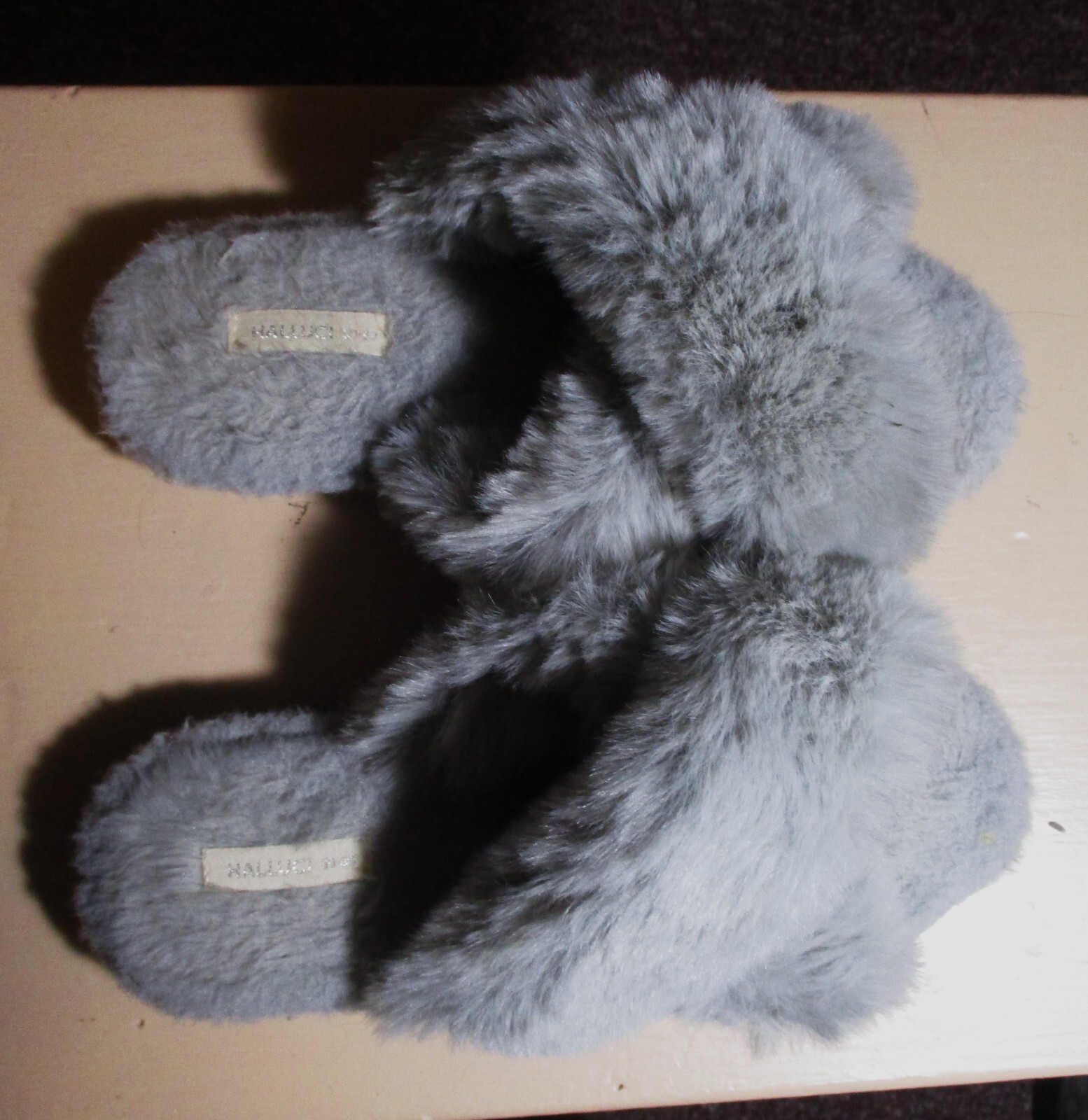 HALLUCI Gray Faux Fur Slip On Slippers Size 38/39 NWOT