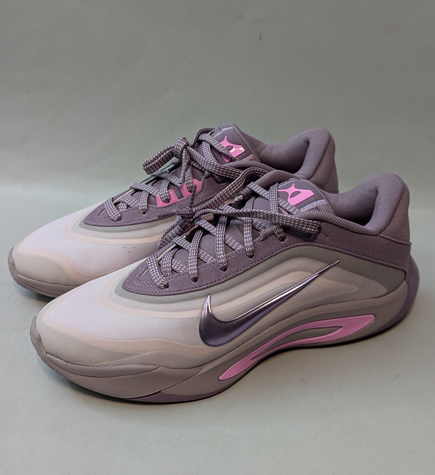 Nike A’One Dog Mom A’ja Basketball Shoes Womens 9.5 FZ8605-501 Violet Dust