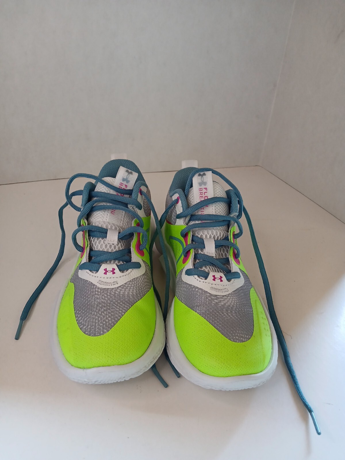 Under Armour Flow Breakthrough Women’s Shoes. Colorful. Size 6.5.