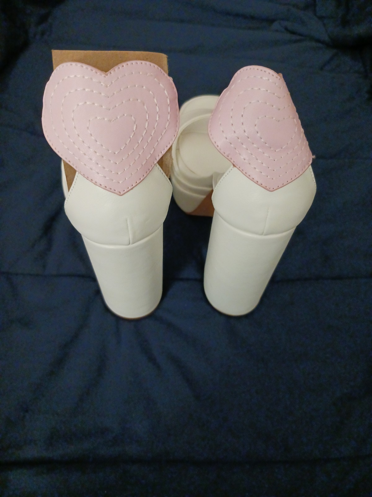 Olivia Miller Women’s AMOUR Platform Heel White Pink Pin-up Sz 9 5in Heel New