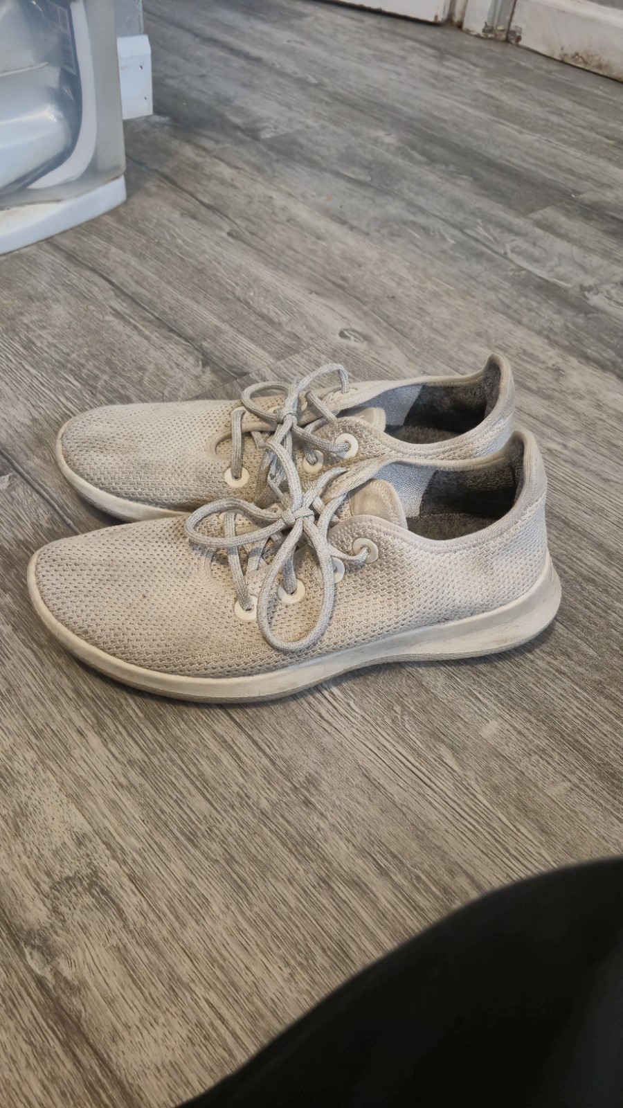 Allbirds Tree Runner Womens Size 11 White Athletic Running Knit Shoes Sneakers