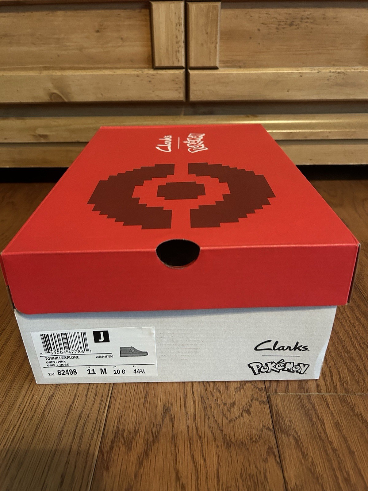 Clarks x Pokemon Torhill Explore ‘Mewtwo’ Grey/Pink Leather | Men Sizes 11