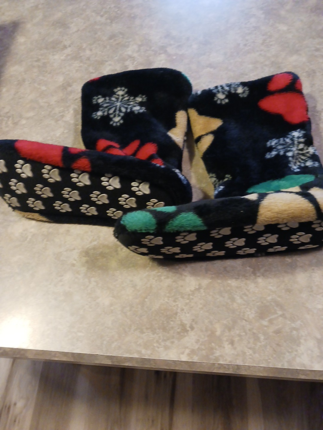 Colorful Paw Print Slippers Non-Slip paw print tread M/L