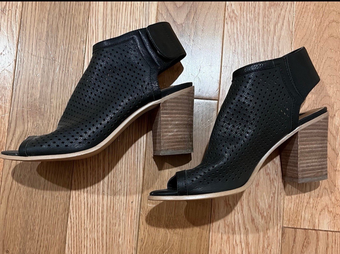 Steve Madden Leather Suzy Block Black Leather Sandal Heels Womens Size 8B