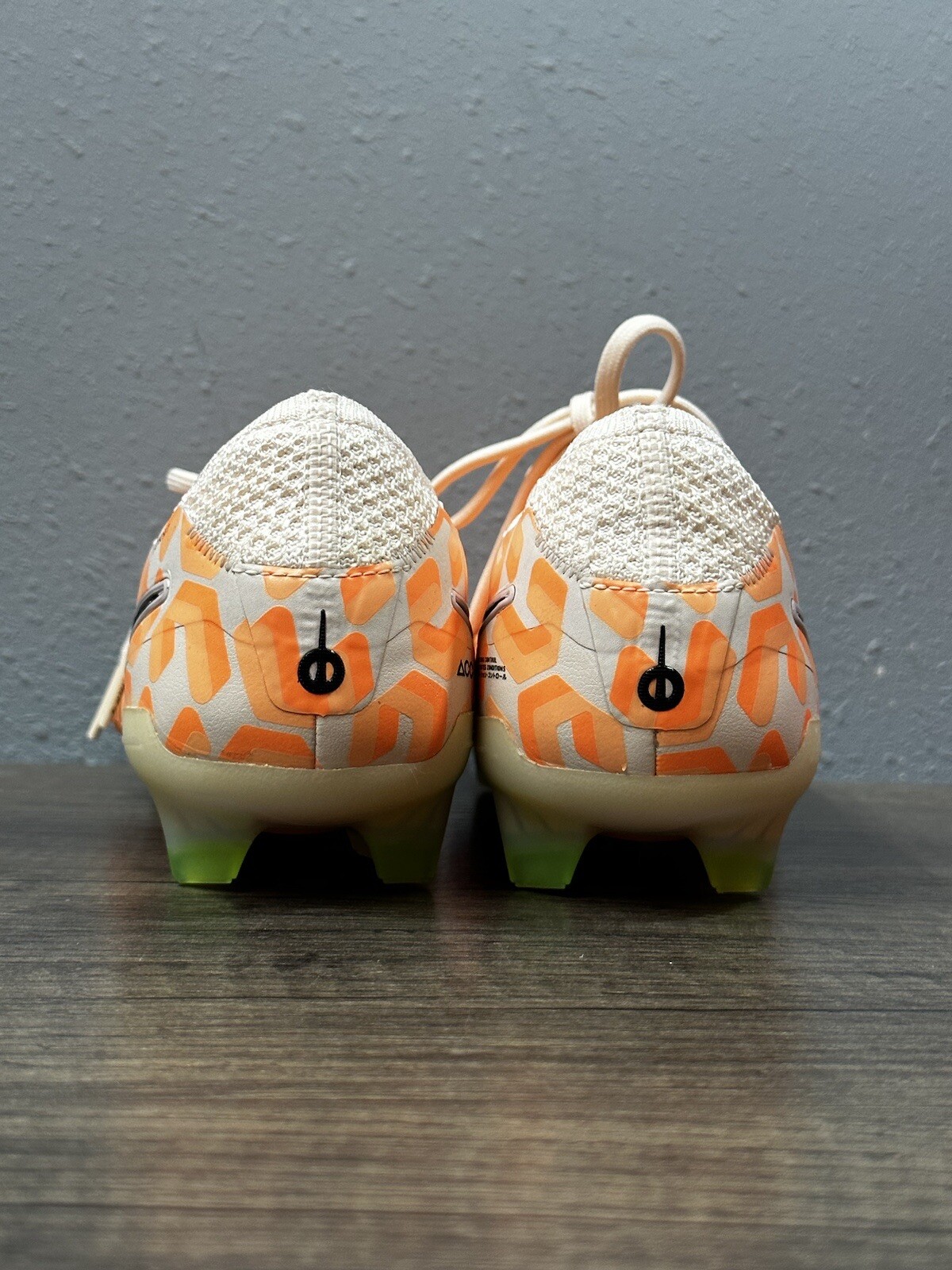 Nike Tiempo Legend 10 Elite NU FG ‘Guava Ice’ DZ3176-800 Womens 12.5 / Mens 11