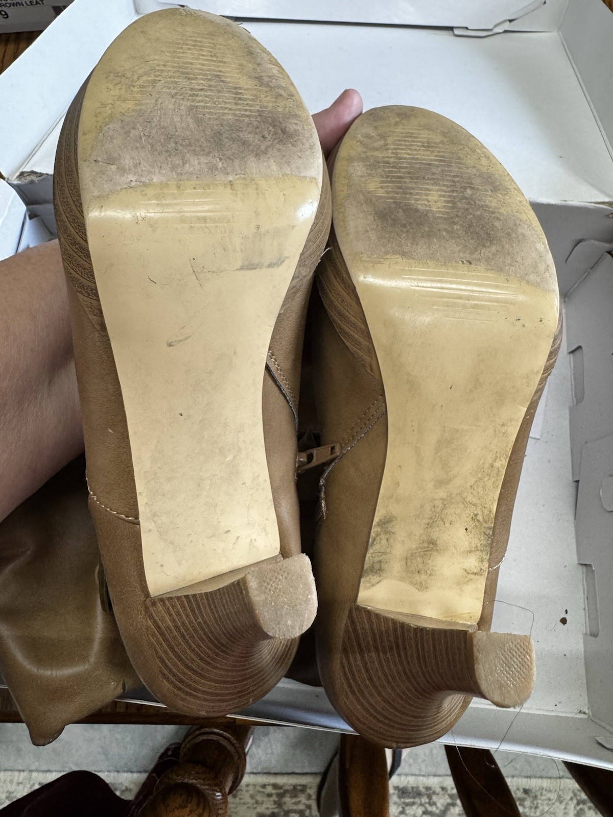 Rampage Camel Smooth High Heel Boot Size 9M – 1/2 Zip