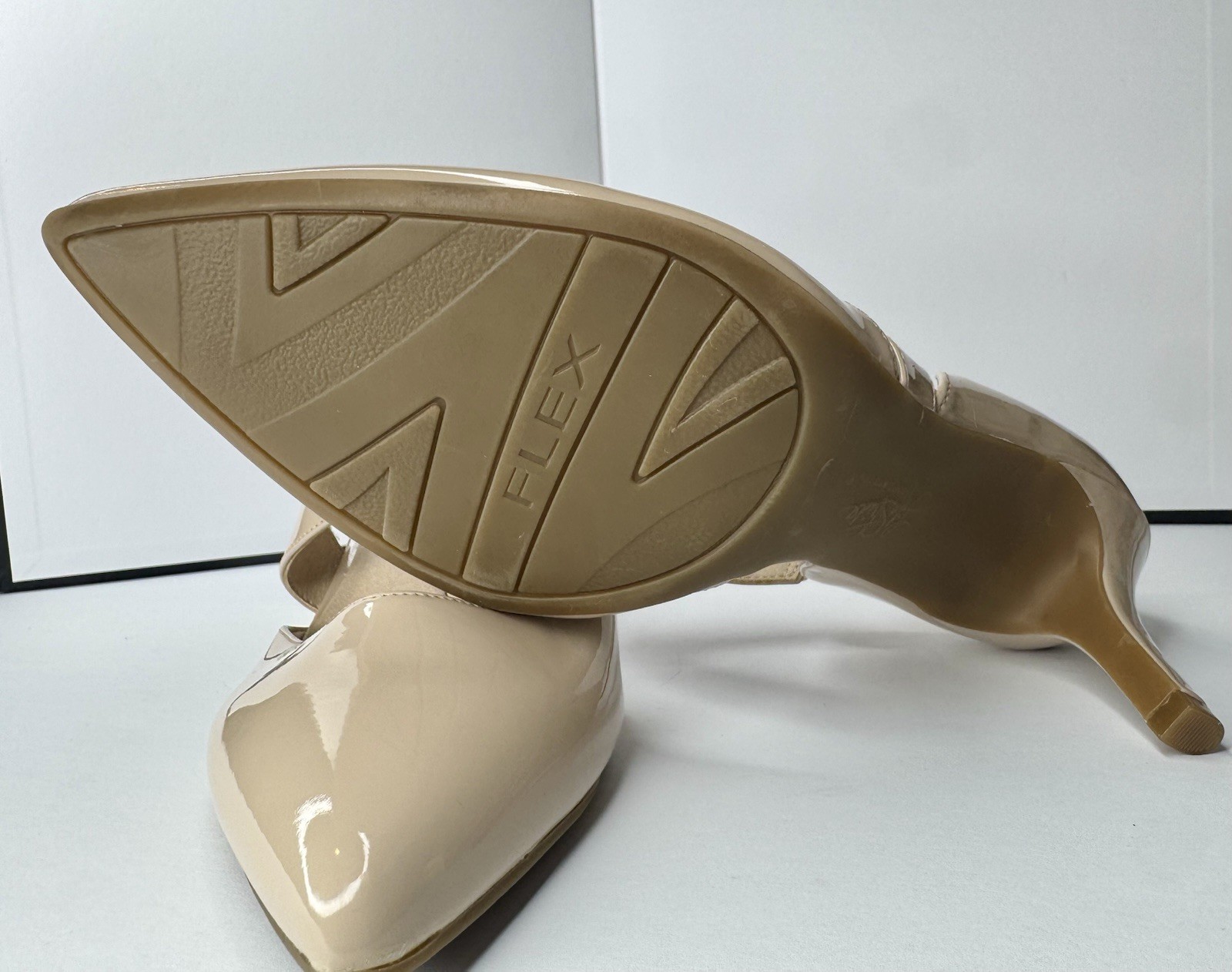 LifeStride Magnetic Pump – Simply Comfort / Soft System – Almond Nude Slingback