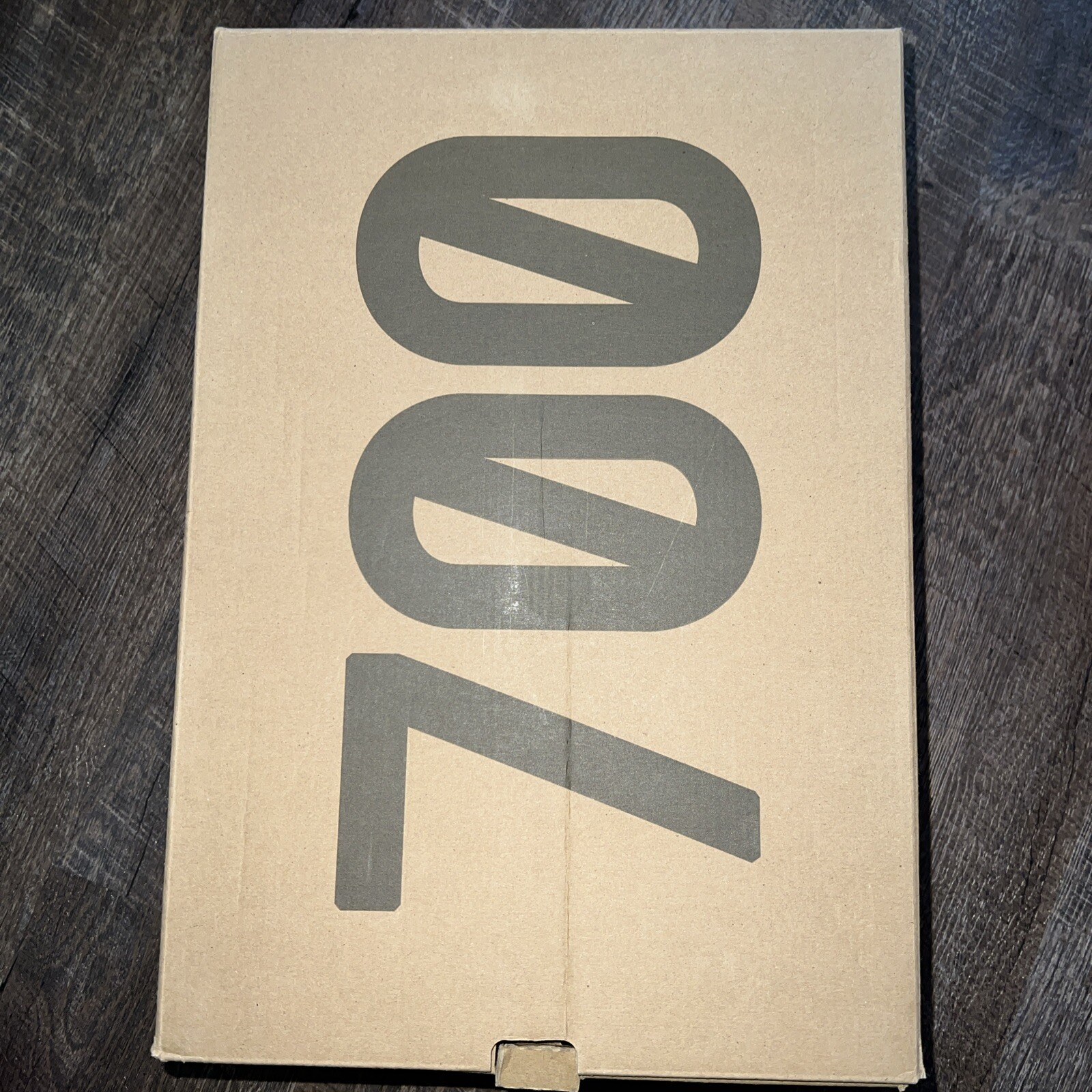 ADIDAS YEEZY Boost 700 V2 Cream – Size 13 new with box