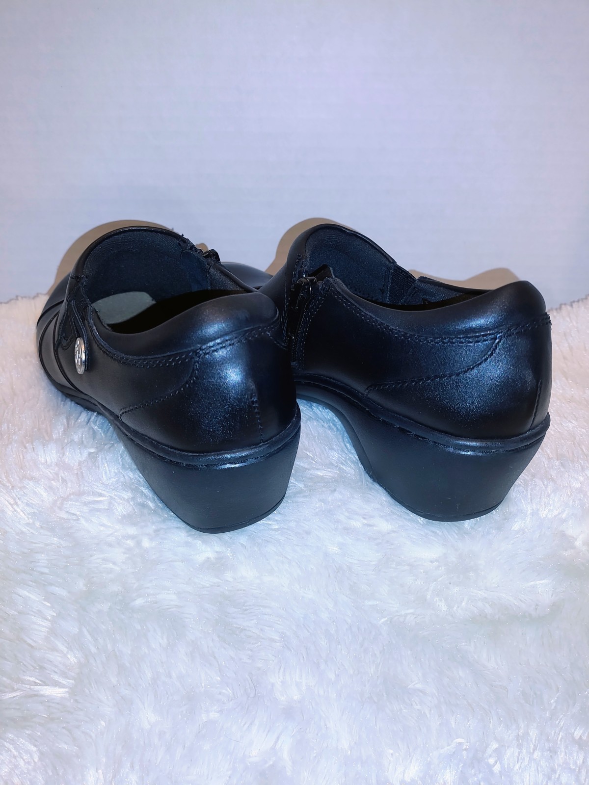 Clarks Collection Cushion Soft Black Leather Slip-On Wedge Comfort Women’s 5.5M