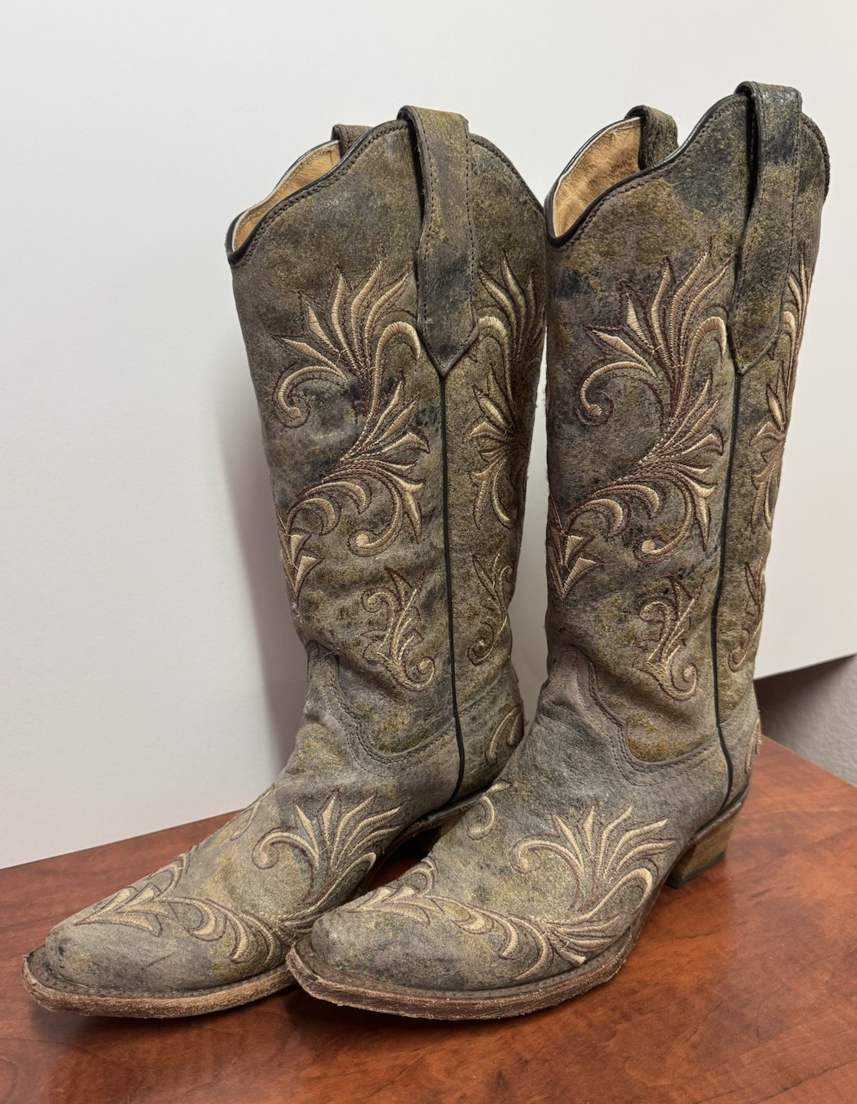 Circle G L5133 Women’s Western Embroidered Brown /Beige Boots 6.5 M Knee High