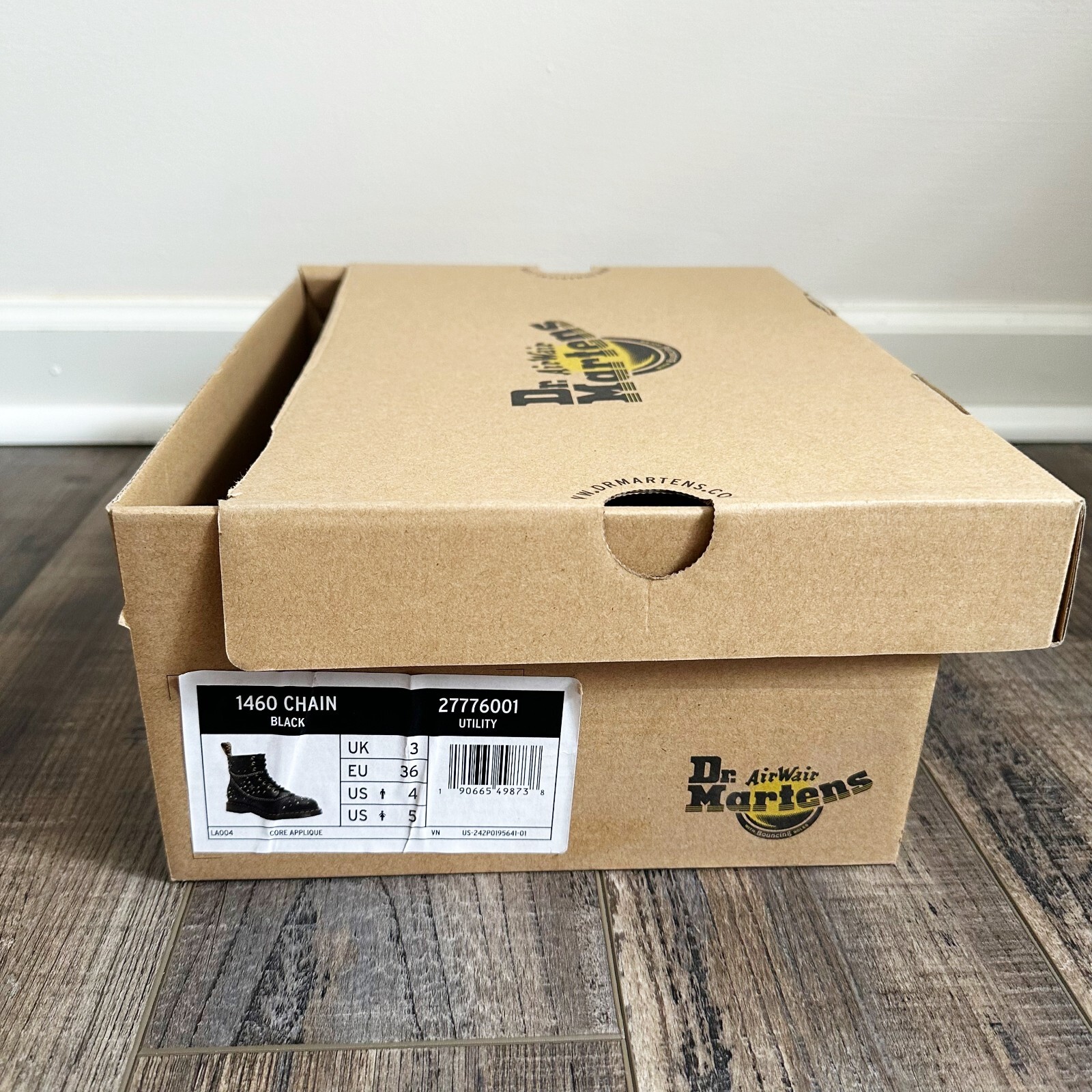 Dr. Martens 1460 Studded Chain Leather Lace Up Utility Boots Size M4 W5 EU36