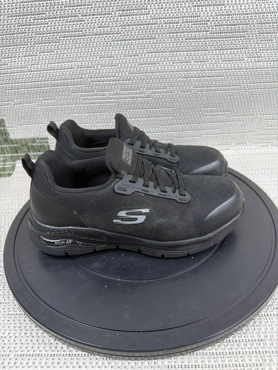 Skechers Shoes Womens Size 9 Leslie Arch Fit Alloy Toe Work Black Slip Resistant