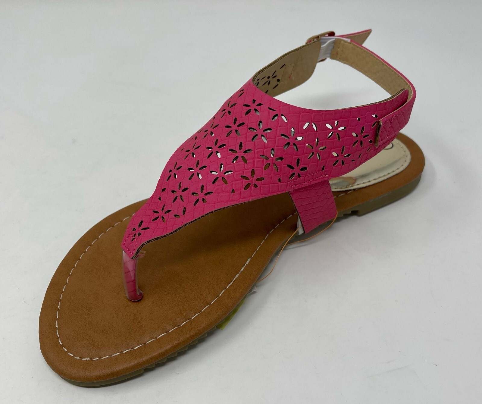 Victoria K. Women’s Lavish Everyday Beach Sandals