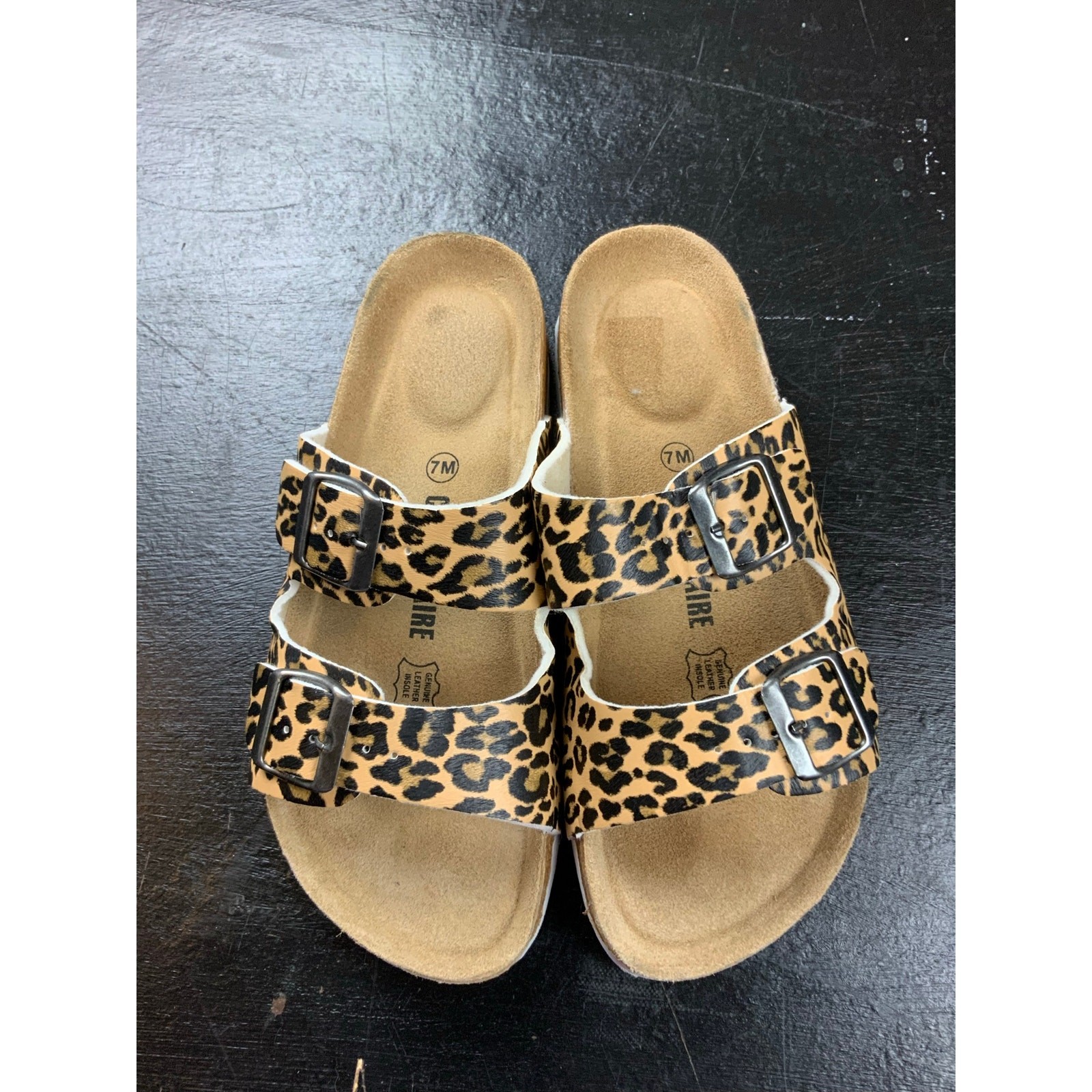 Cushionaire Lane Leopard Print Double Buckle Sandals Women’s US7 Genuine Leather