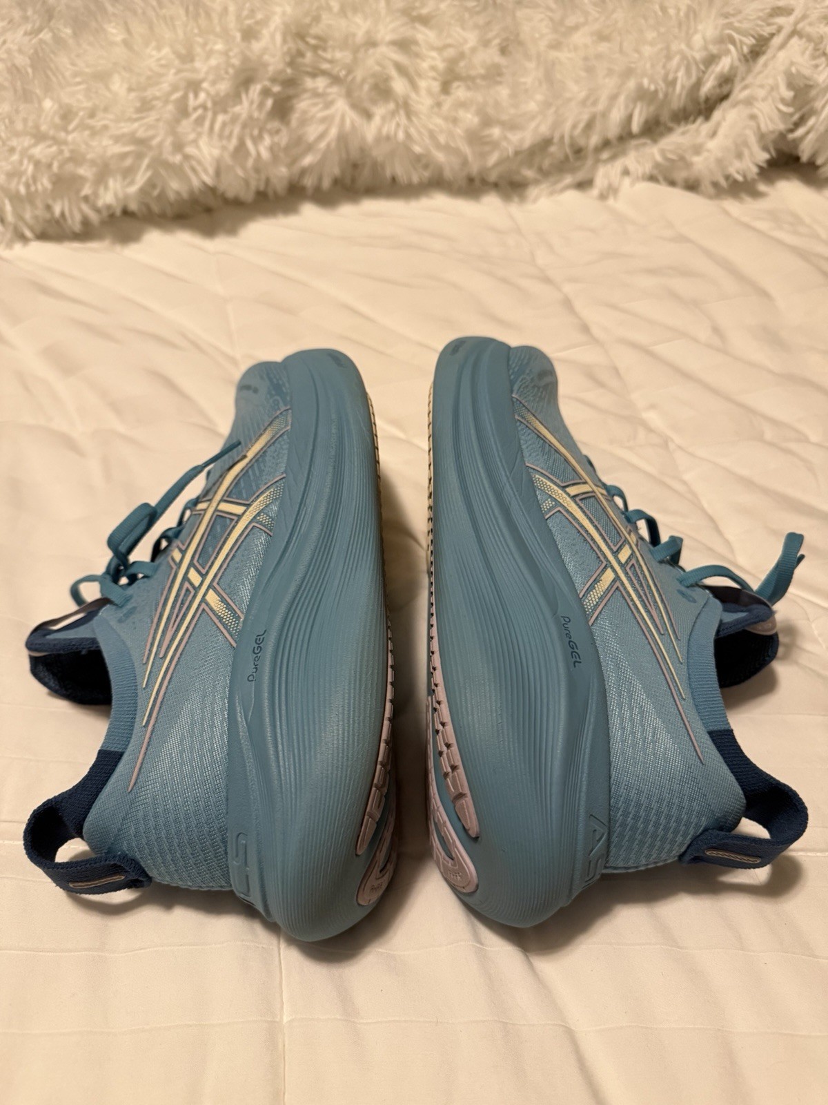 ASICS Gel Nimbus 27 Stillwater Cream Women’s Running Shoes Size 10