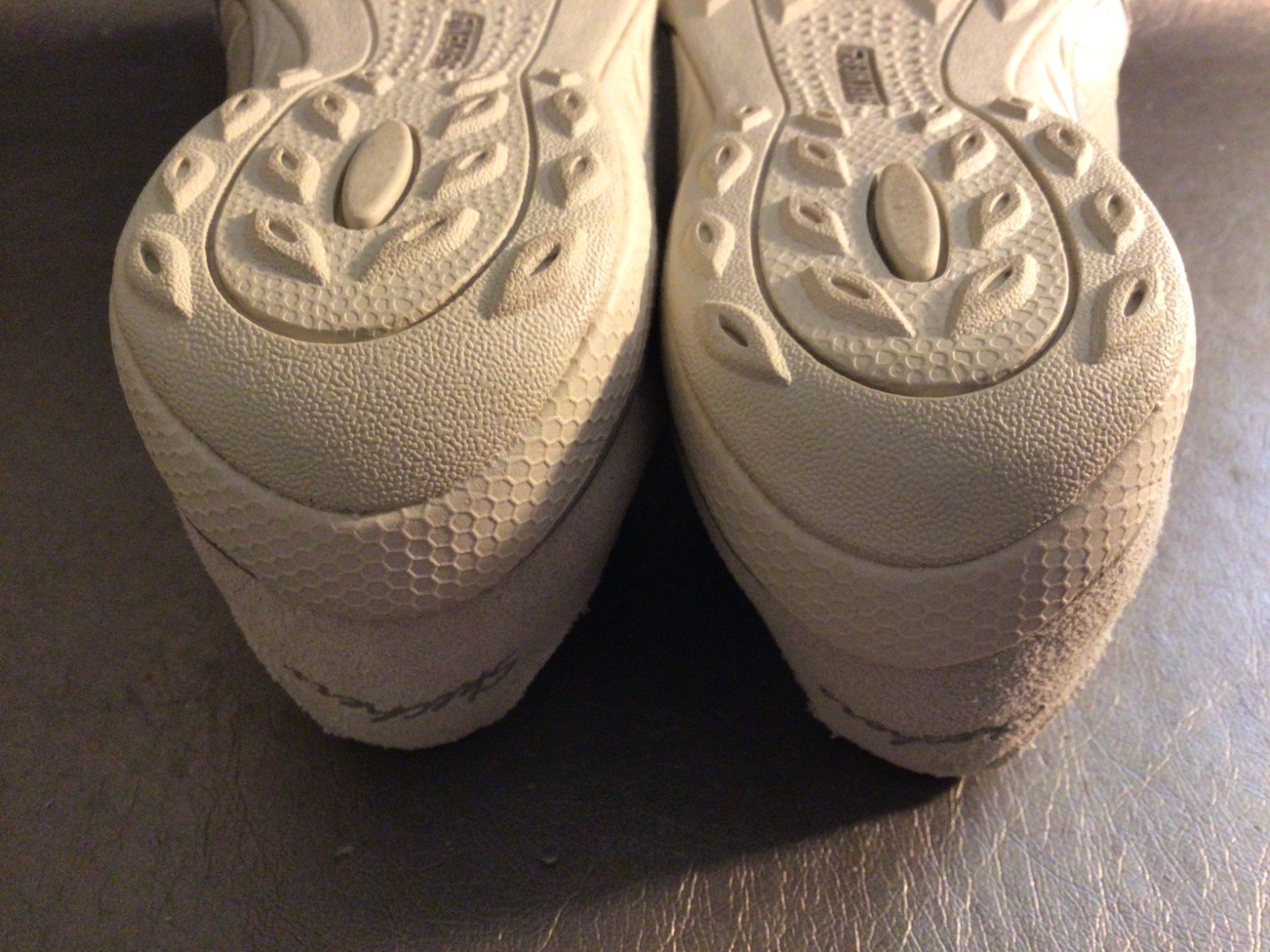 SKECHERS Relaxed Fit Slip-On Memory Foam 22495 Sneakers BEIGE Size 7.5