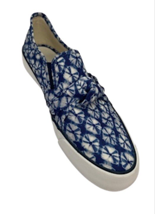TALBOTS Jaden Knot Printed Canvas Sz US 9 Platform Sneaker Tie Dye Flat Shoe