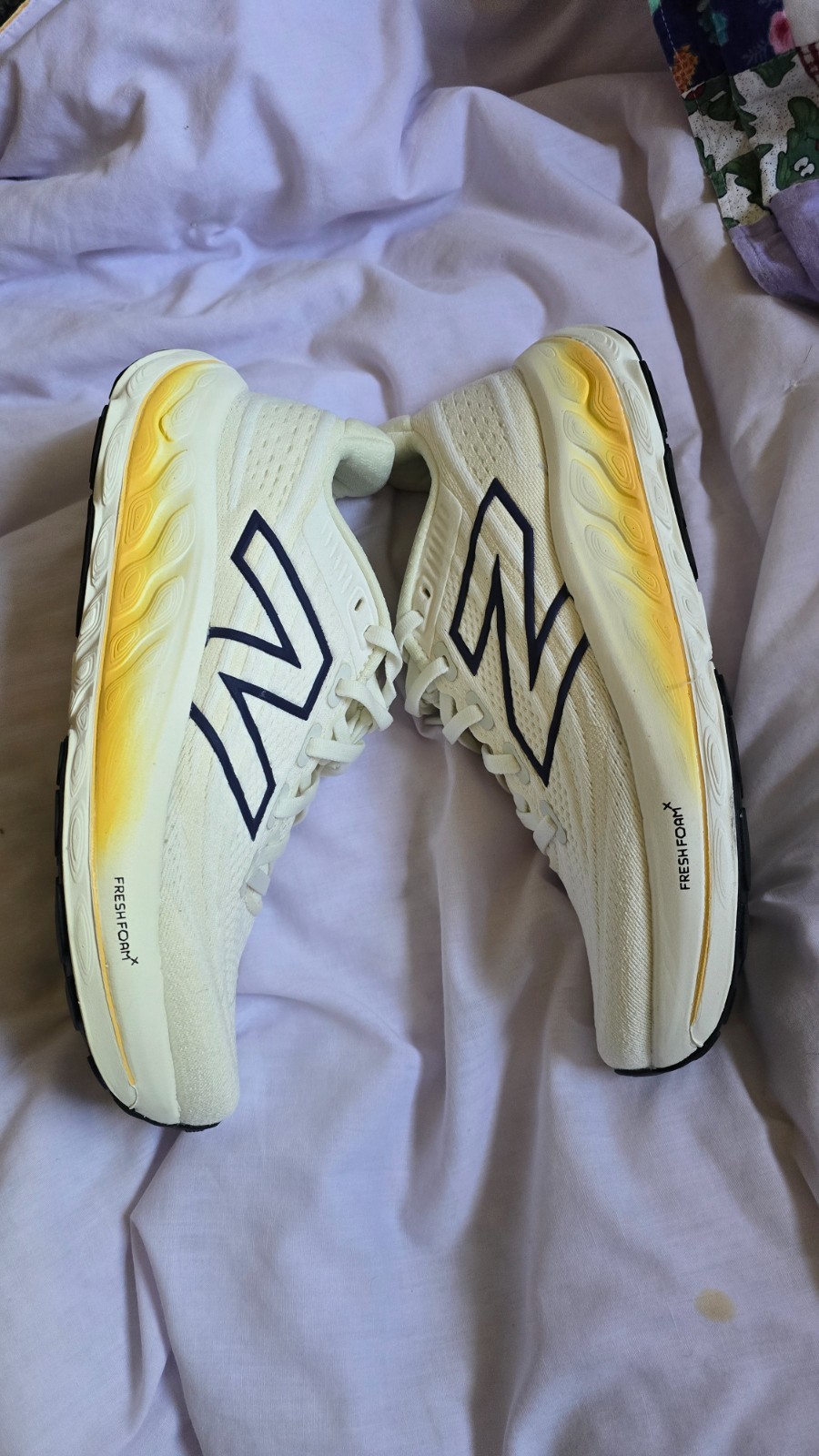 Size 7 – New Balance Fresh Foam X Vongo v6 Angora Clementine W