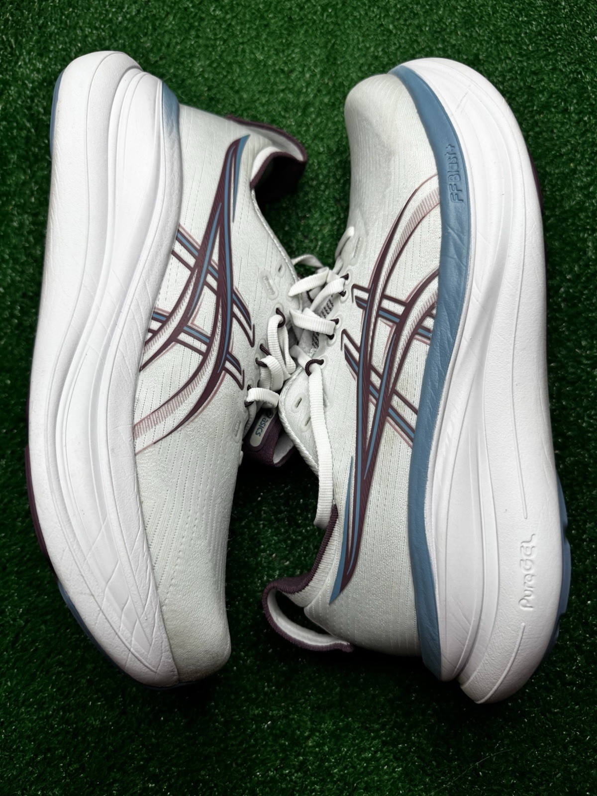 ASICS GEL-NIMBUS 28 Women’s Size 9 Med Arctic Blue/Velvet Purple Running Shoes